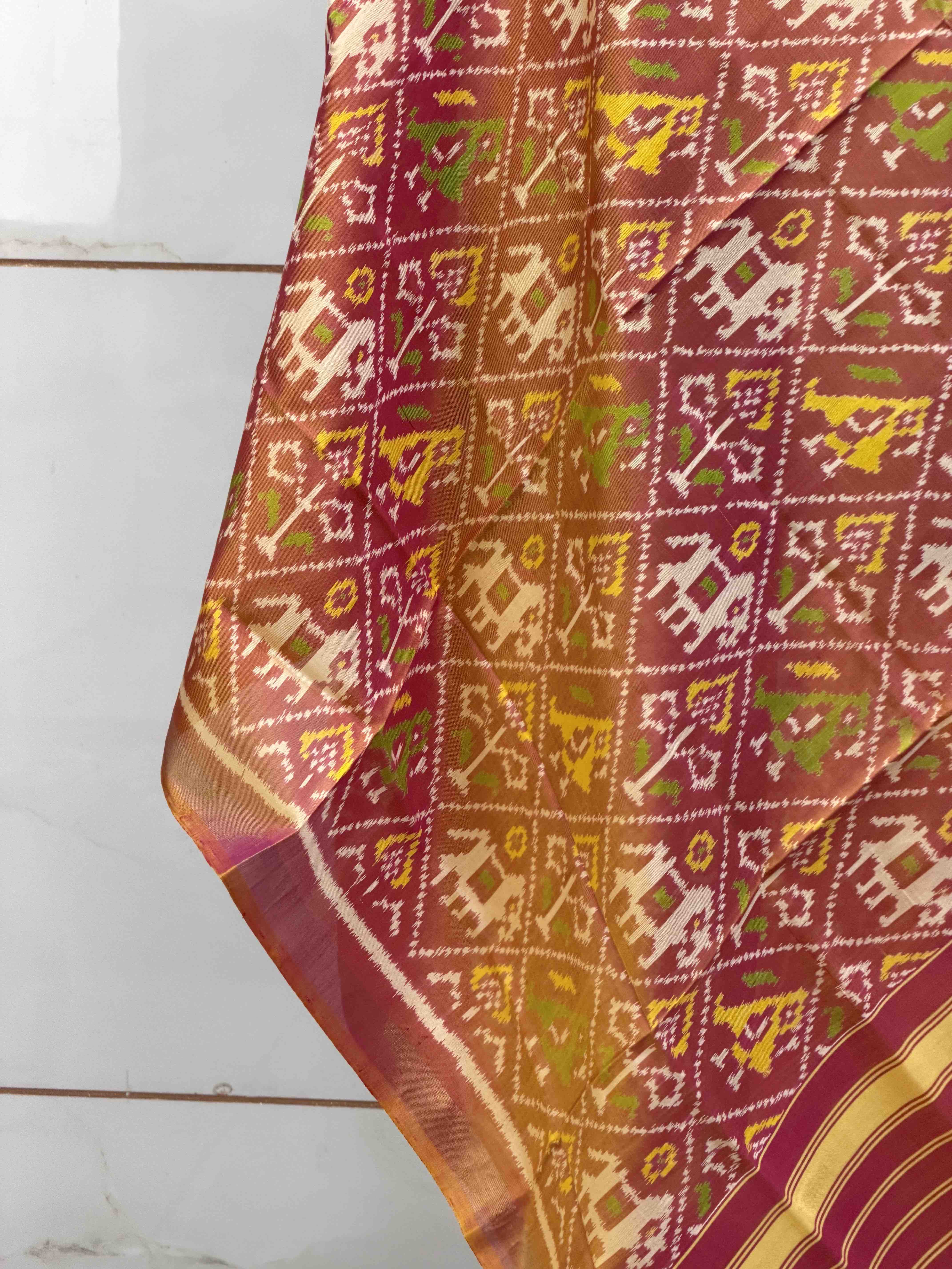 Peach pink narikunj design small dupatta in single ikat