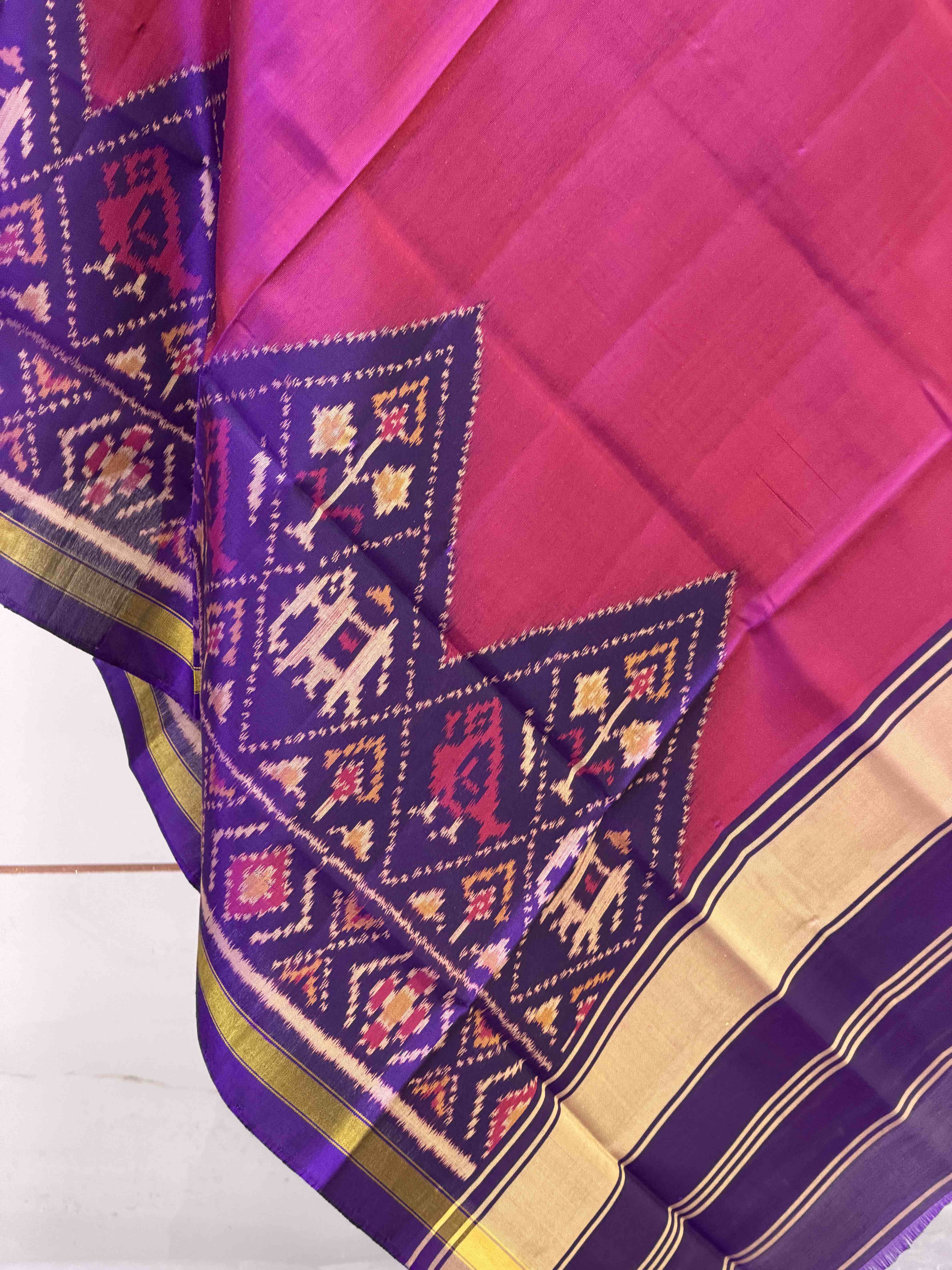 Purple pink plain with skirt border small dupatta in single ikat