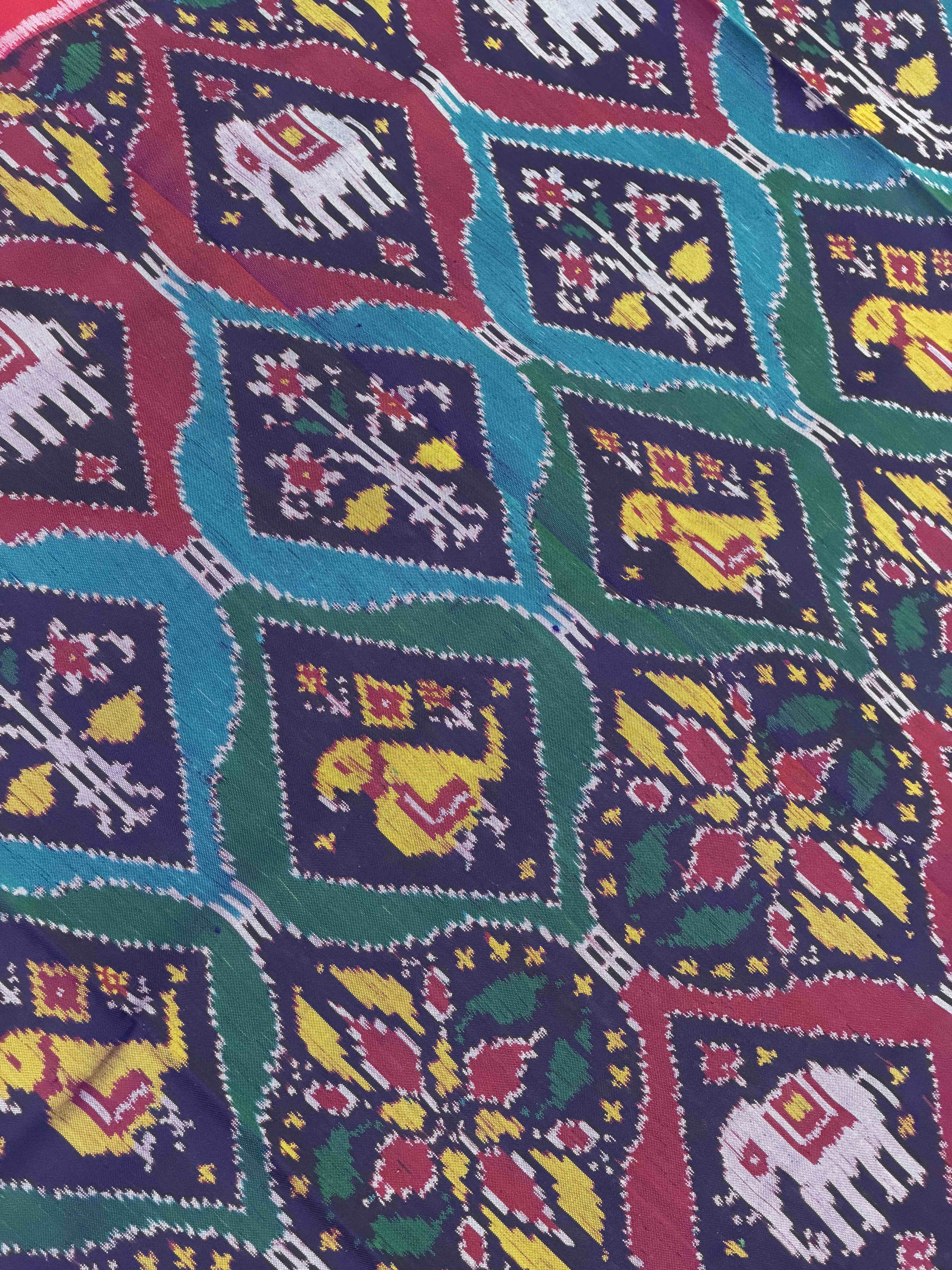 Pink with combination of multi shaded figure design single ikat