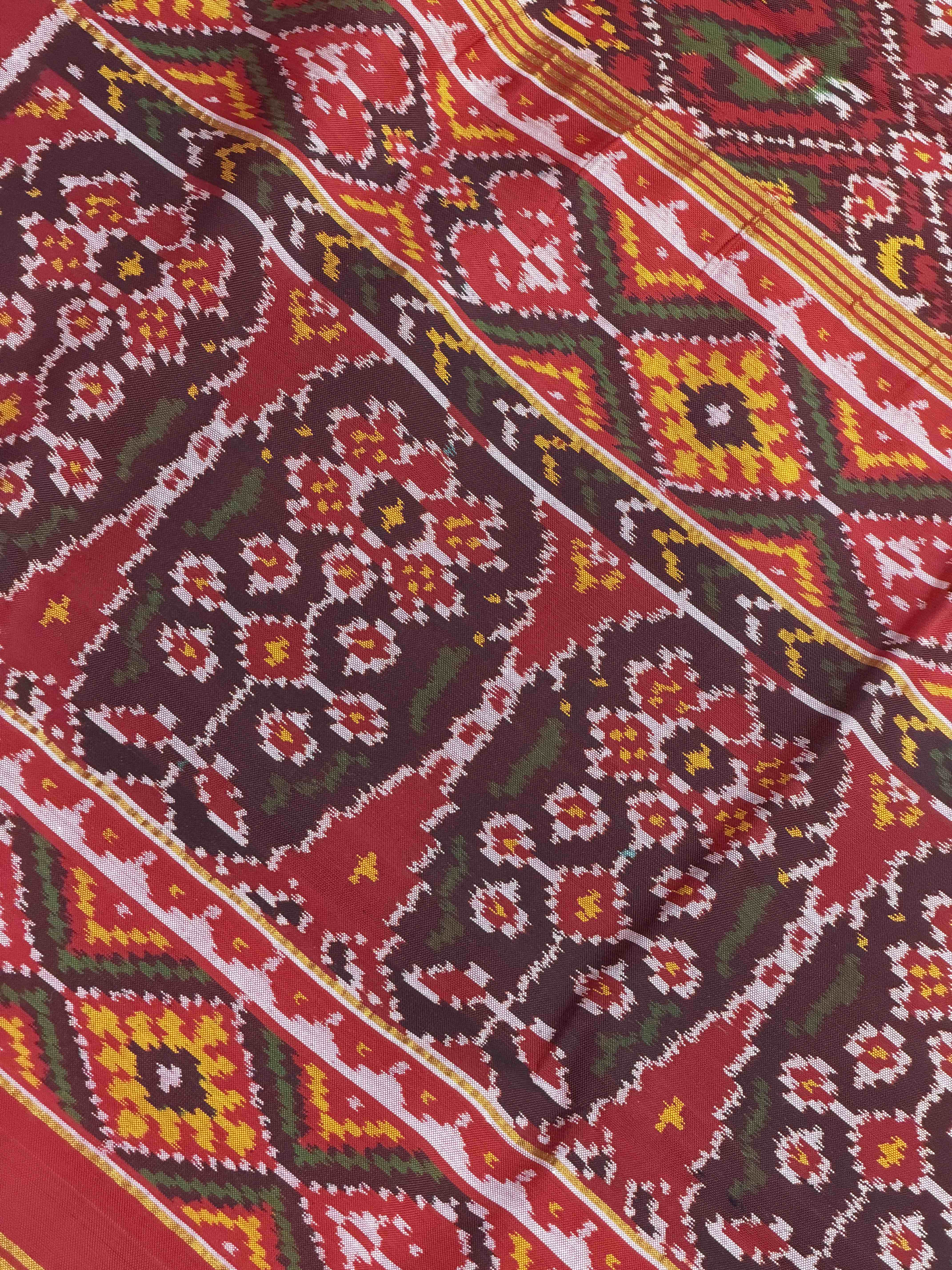 Red narikunjar Single Ikat Patola Saree
