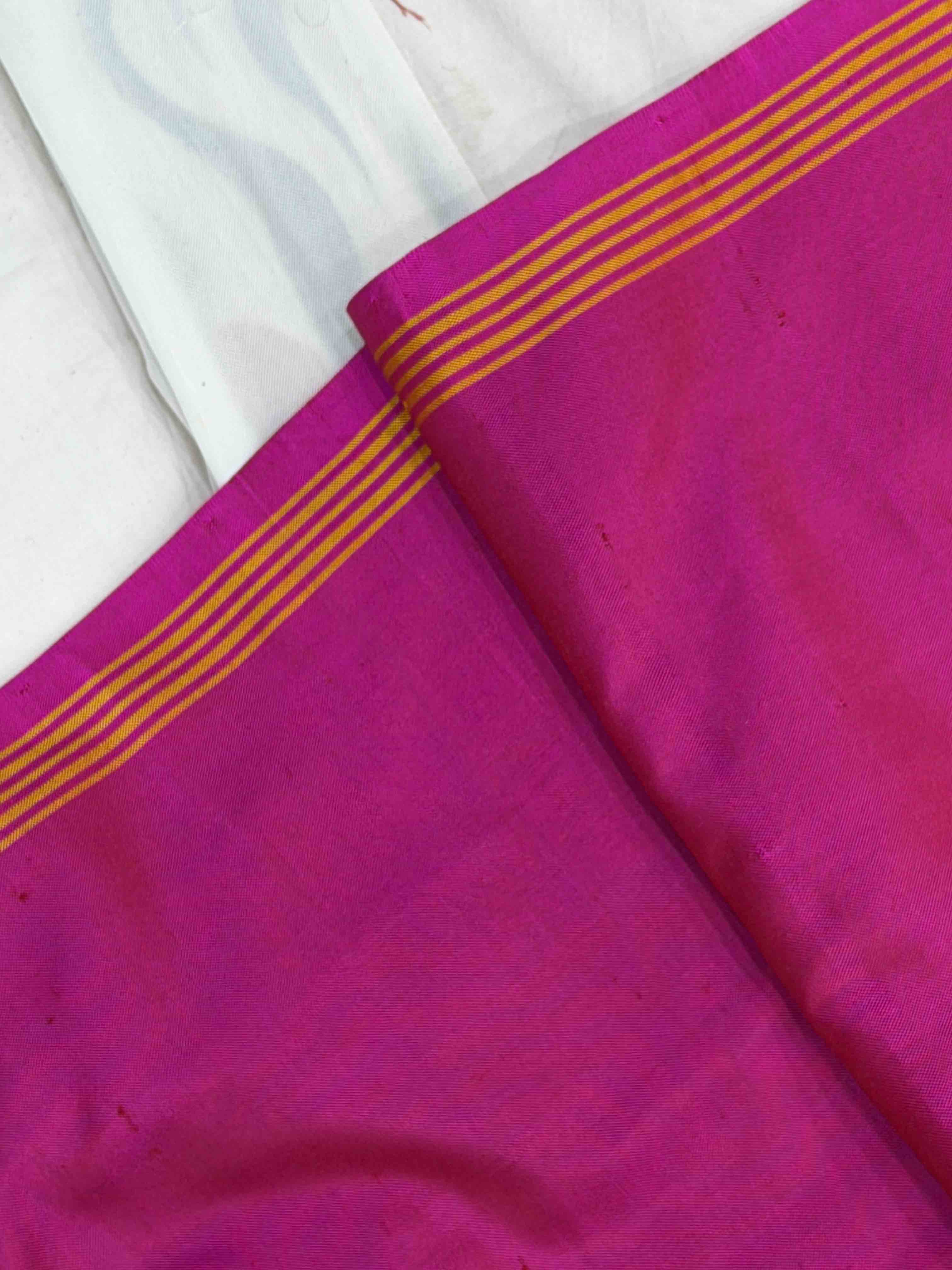 Pink & light pink small figures single ikat Patola Sare