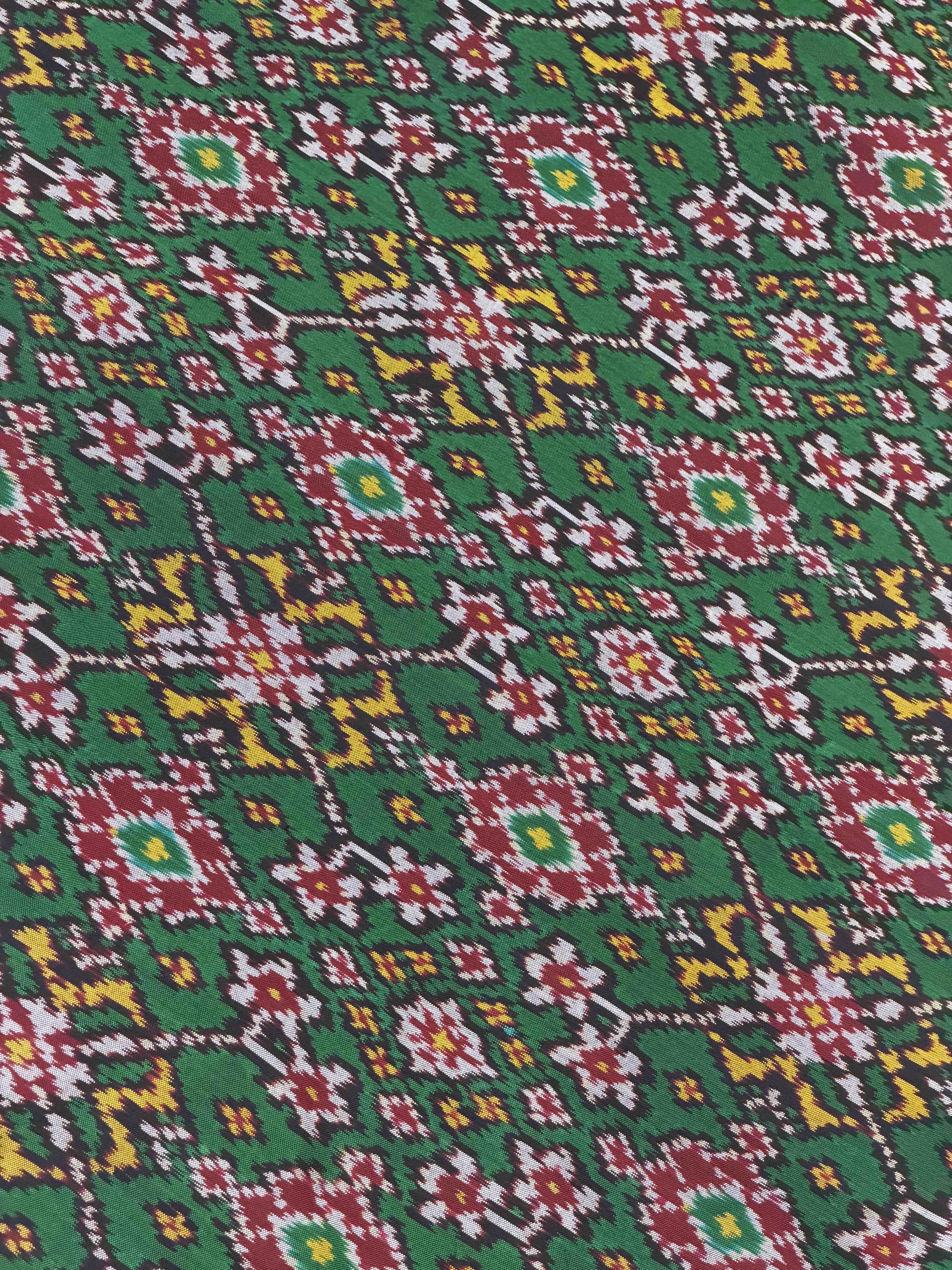 red & green semi double ikat bandhani patola saree