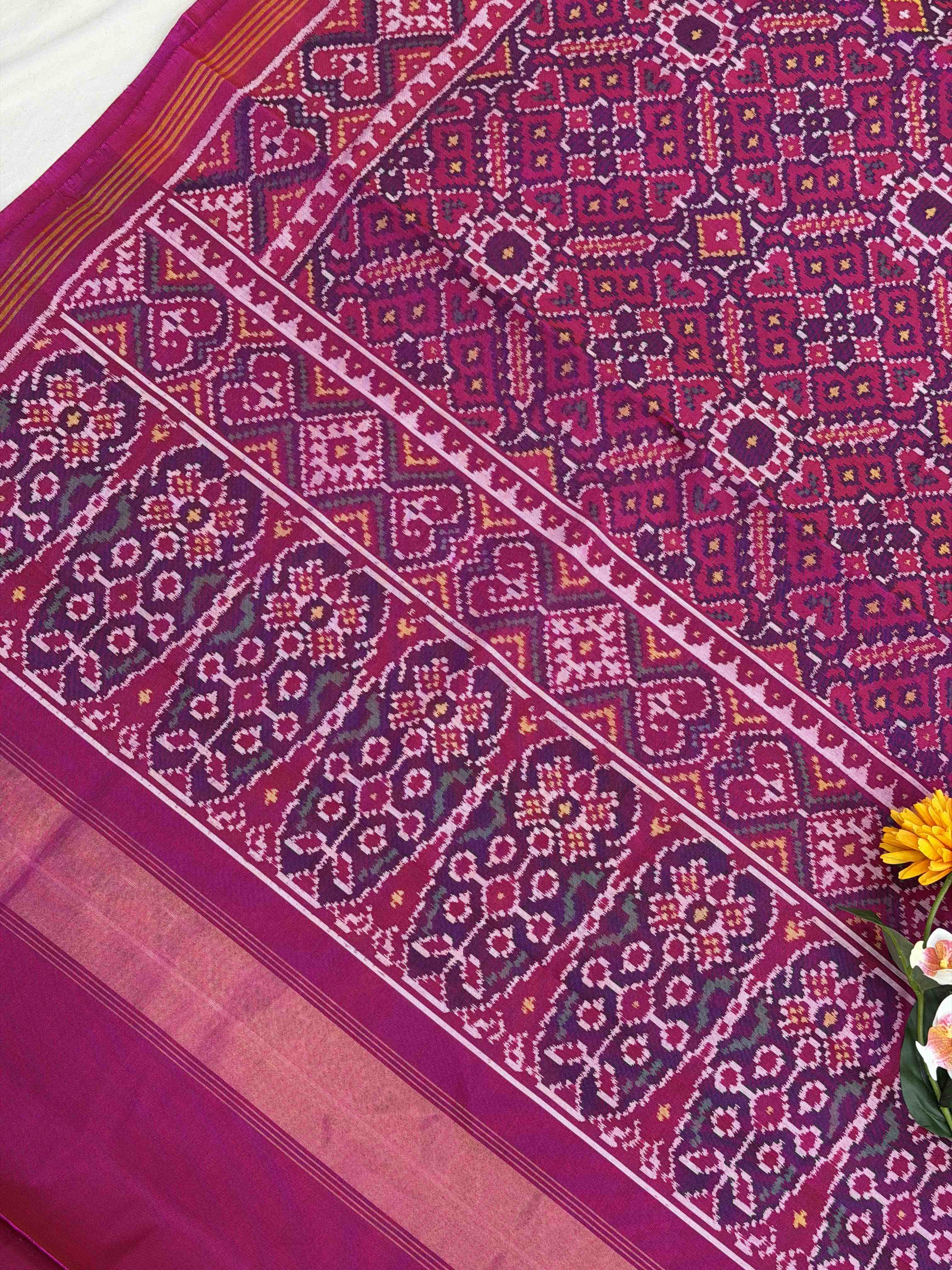 Pink Manekchawk Patola Saree
