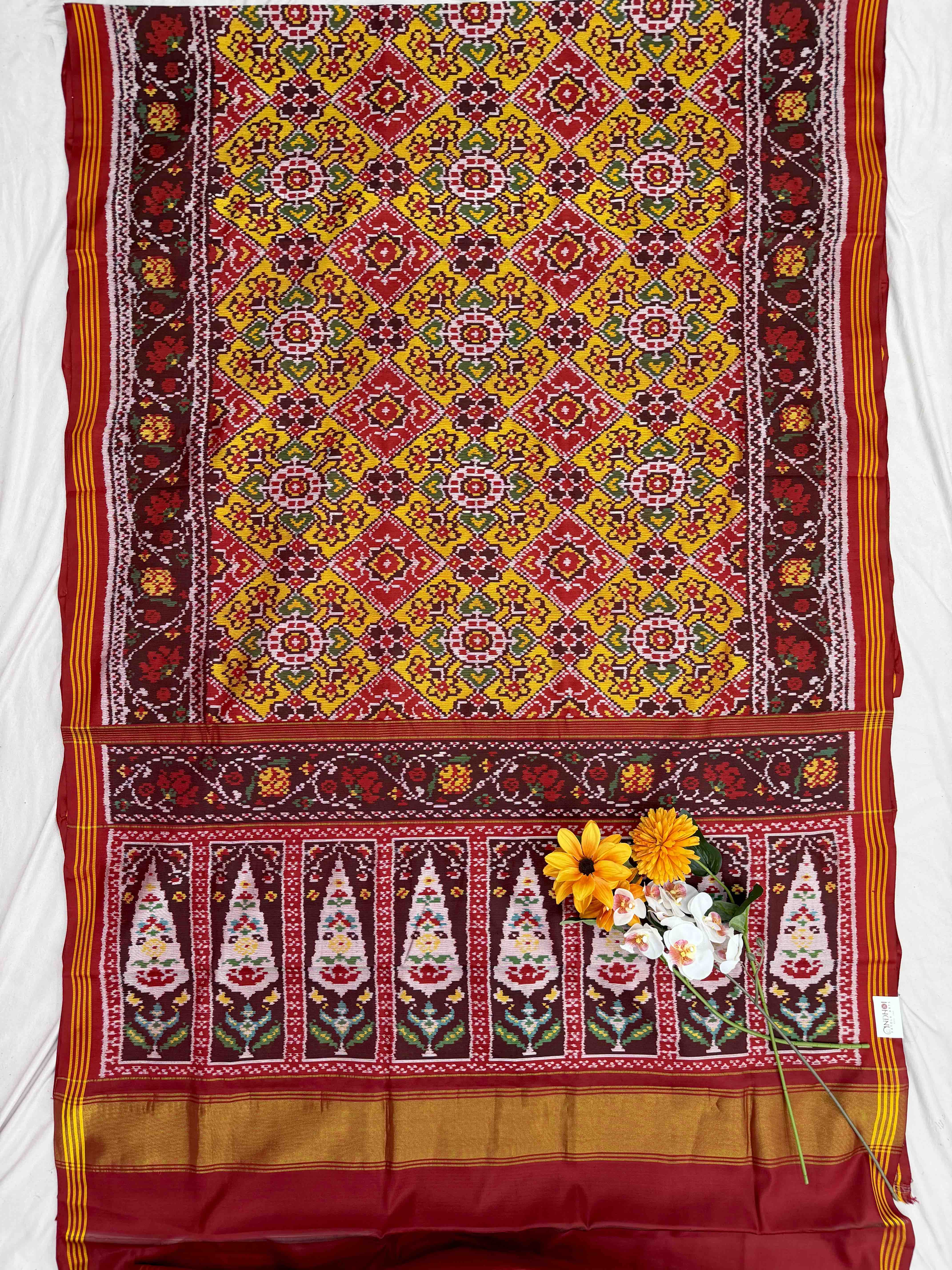 Maroon & Musterd manekchawk Patola Saree