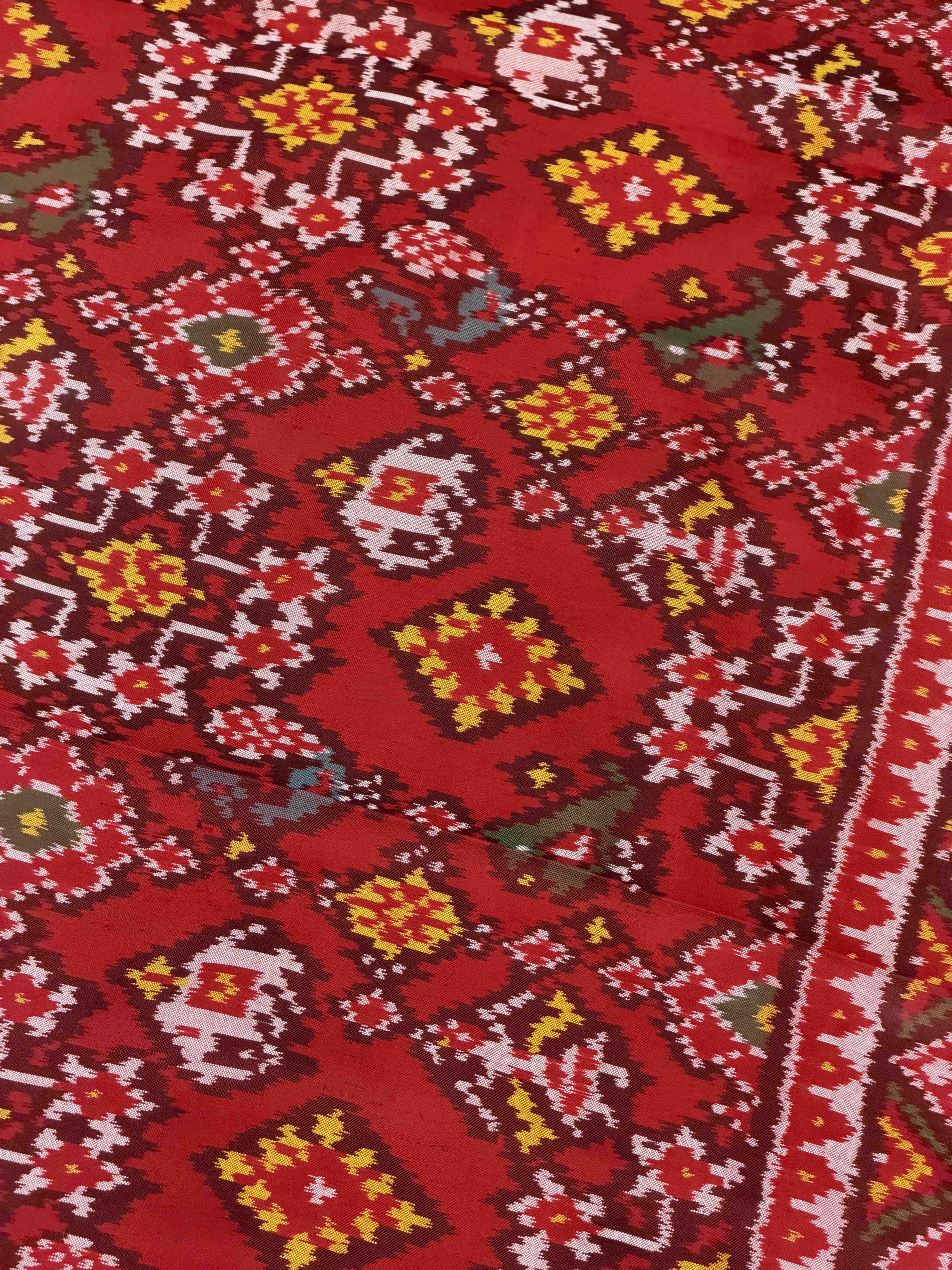 Red navaratan Narikunj Single Ikat Patola Saree