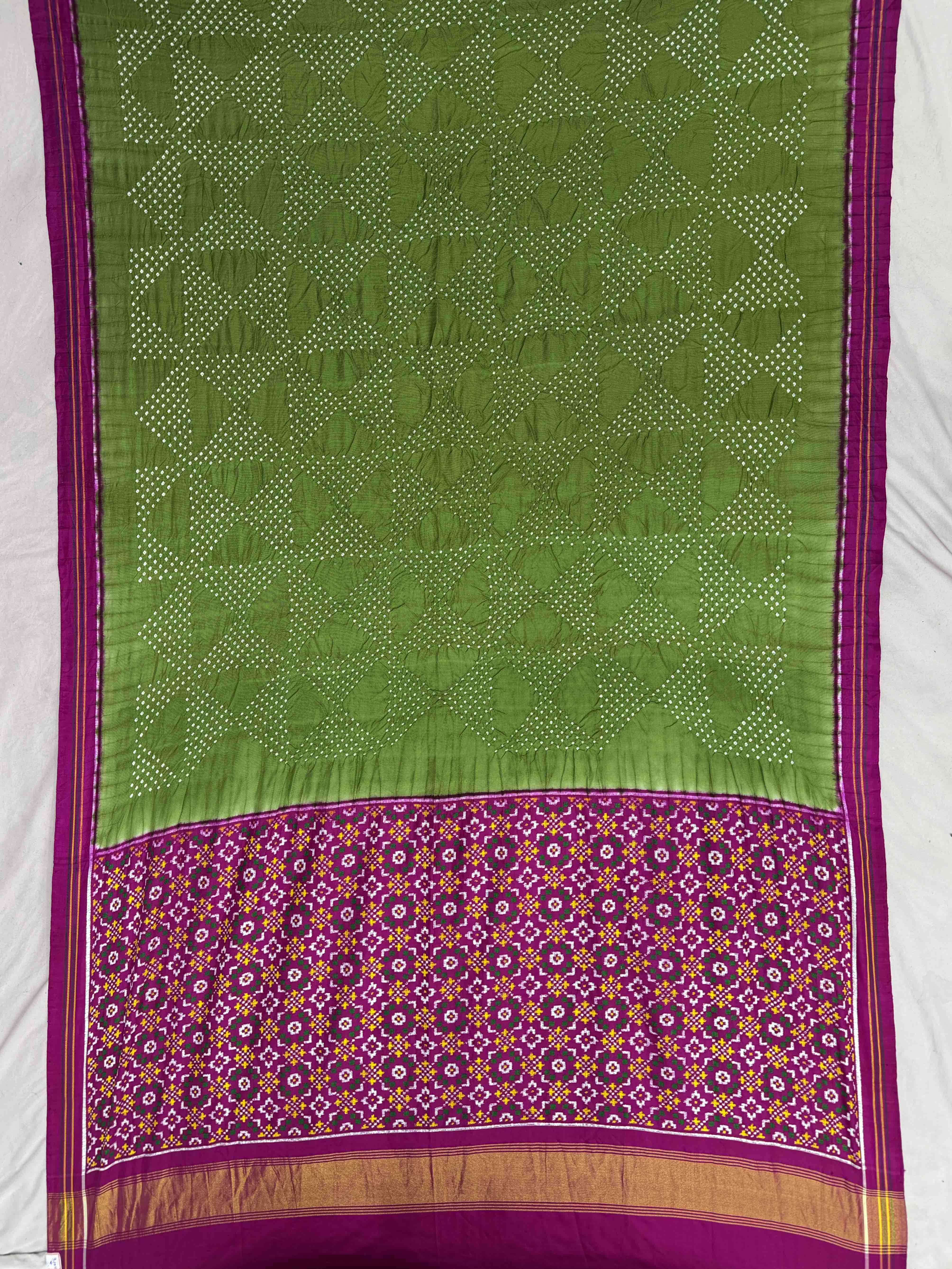 Pink & Parrot Green Patan Patola Bandhani saree