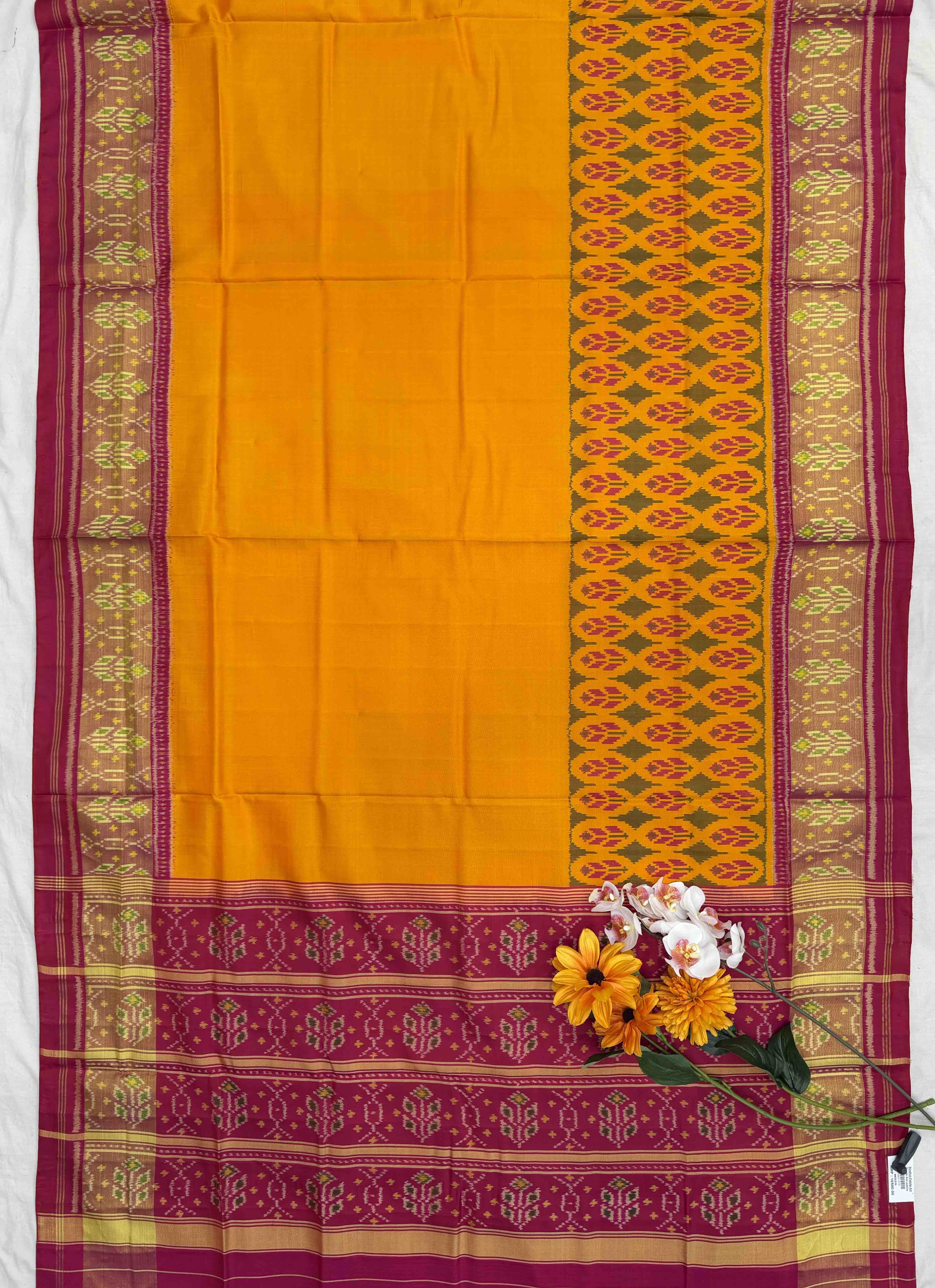 Pink & musterd skirt border Rajkoti Patola Sarees
