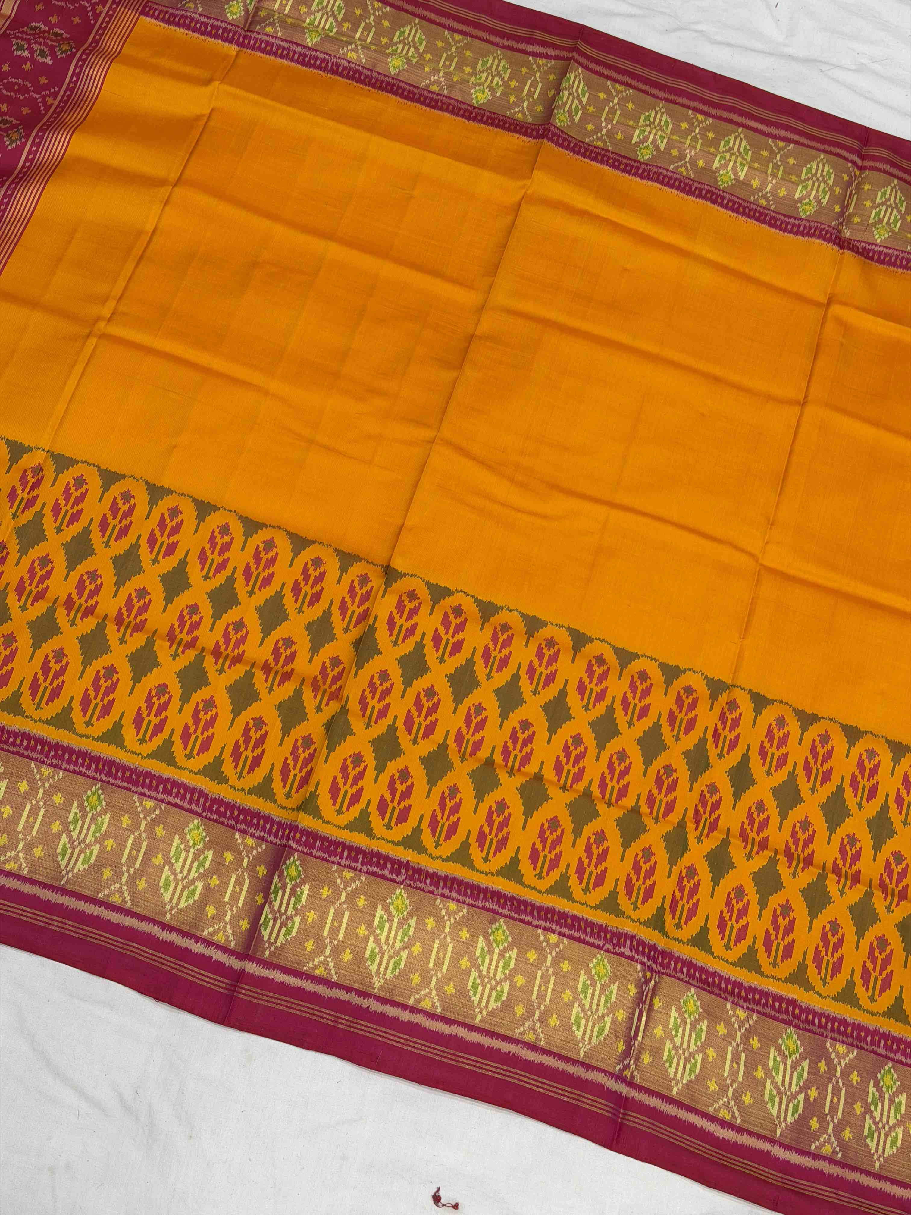 Pink & musterd skirt border Rajkoti Patola Sarees