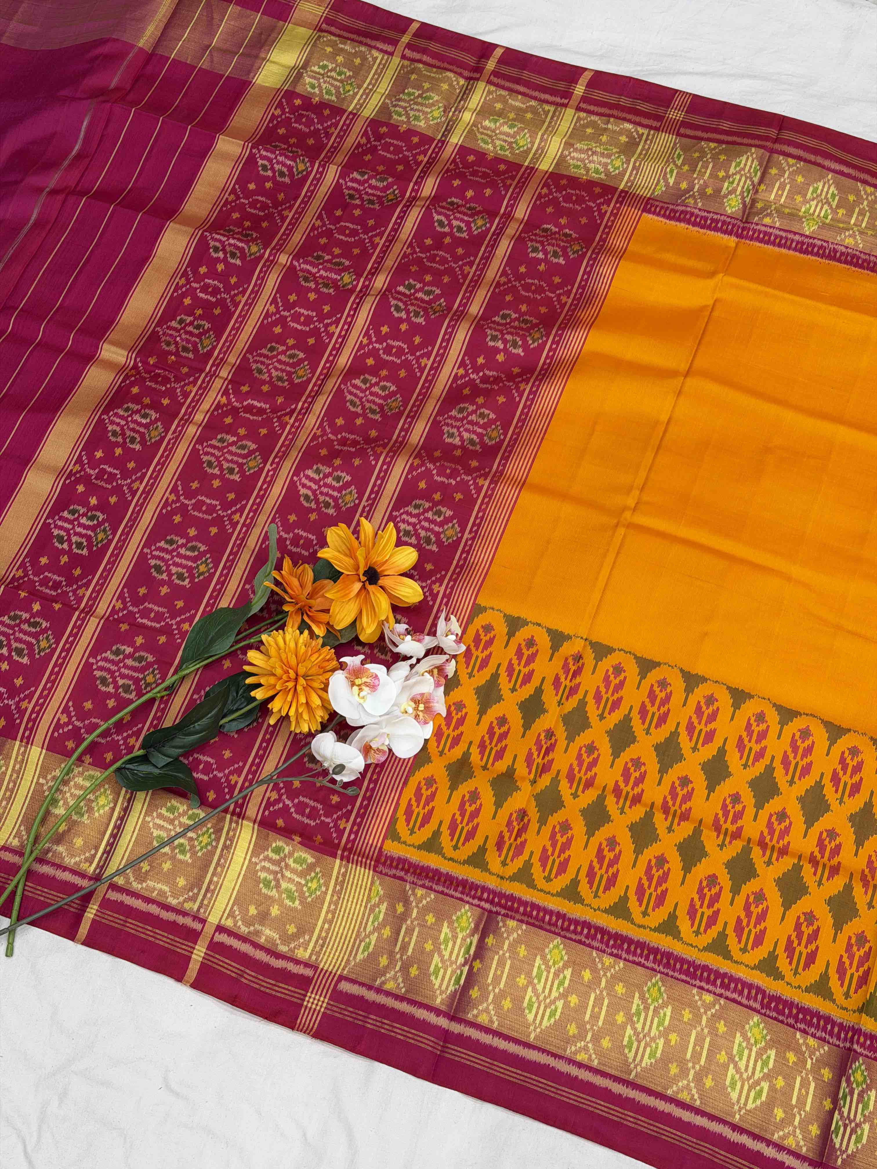 Pink & musterd skirt border Rajkoti Patola Sarees