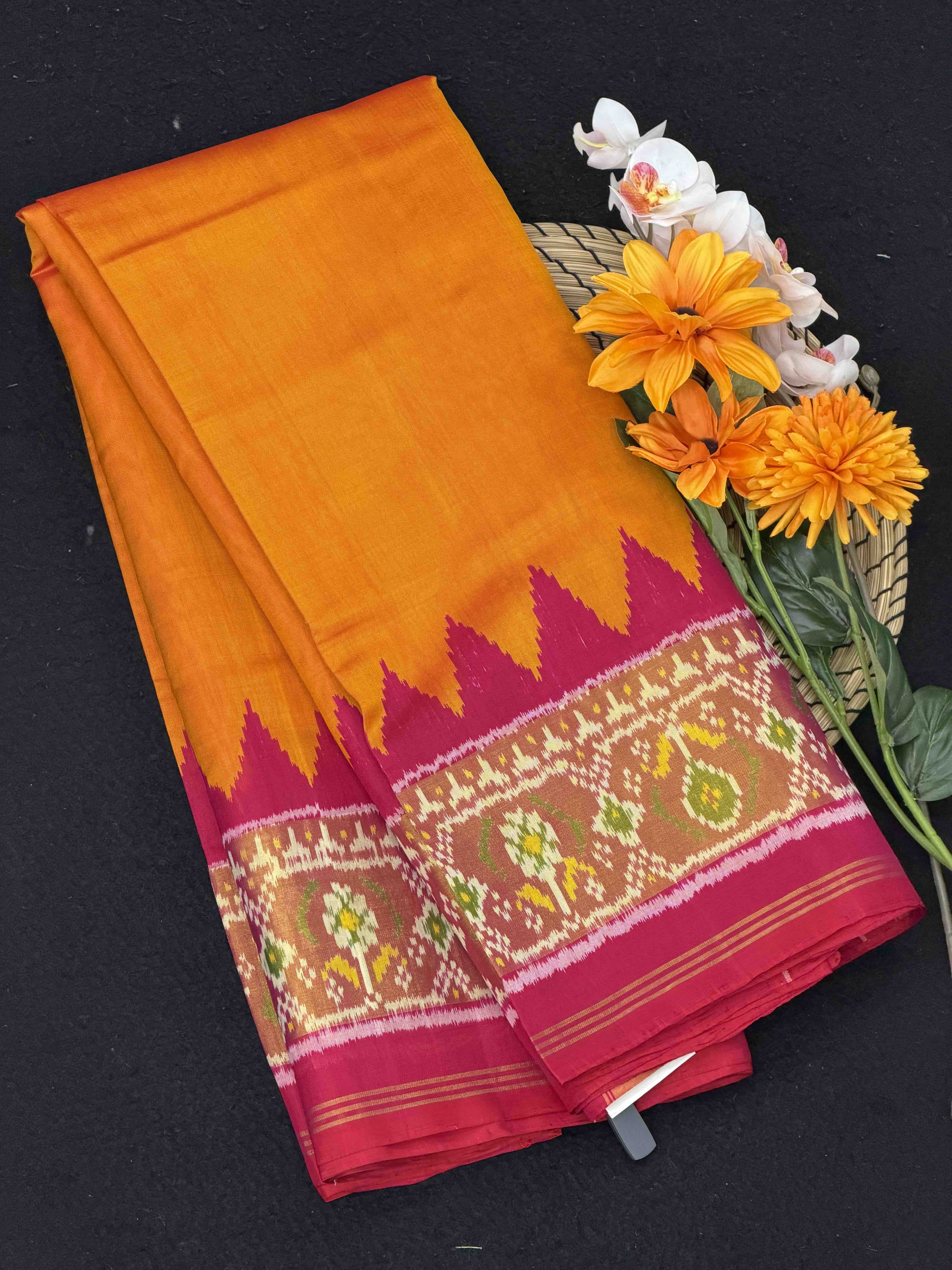 Musterd & Pink plain Rajkoti Patola Saree