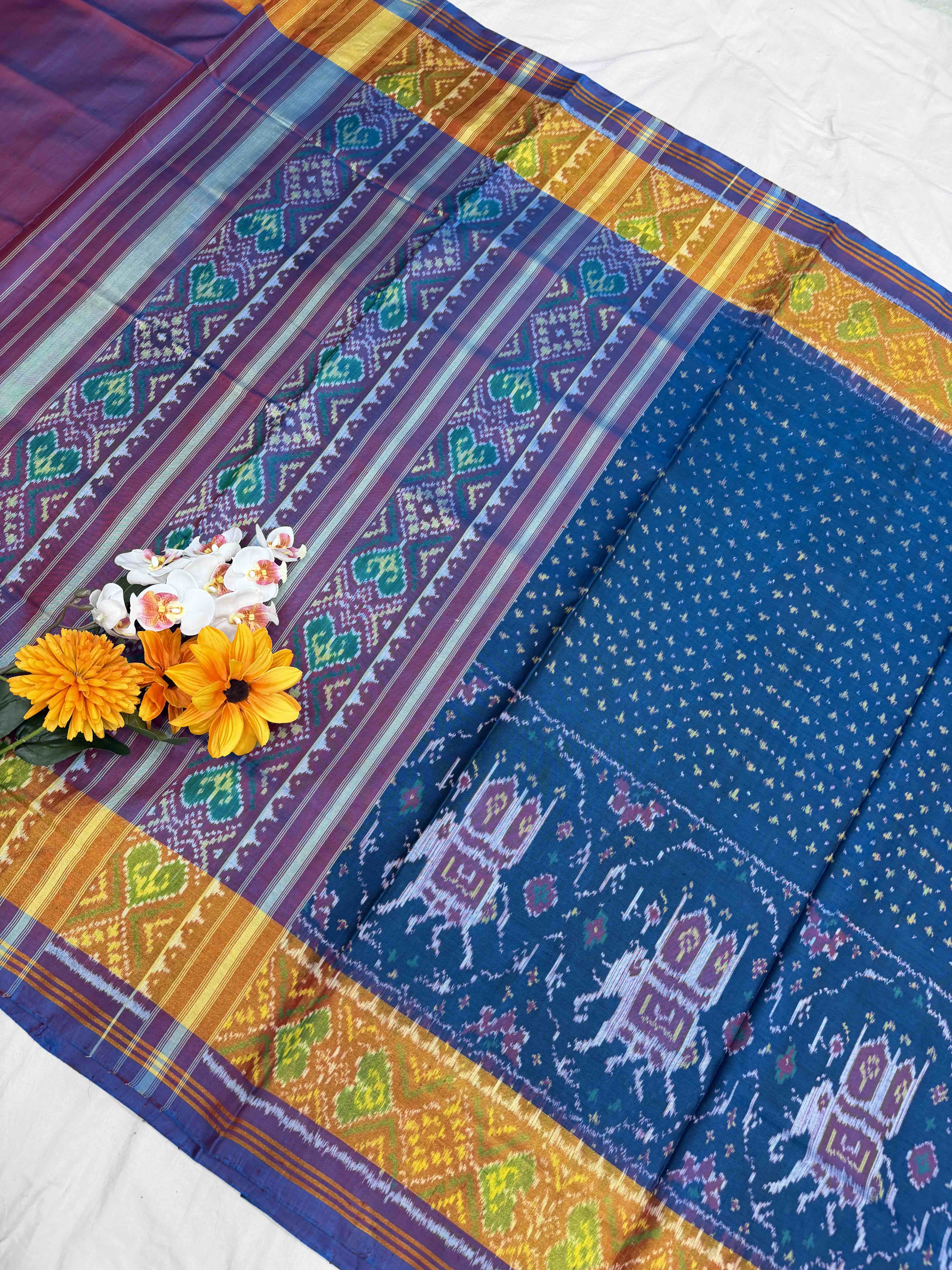 Light purple & light blue Skirt border Rajkot Patola