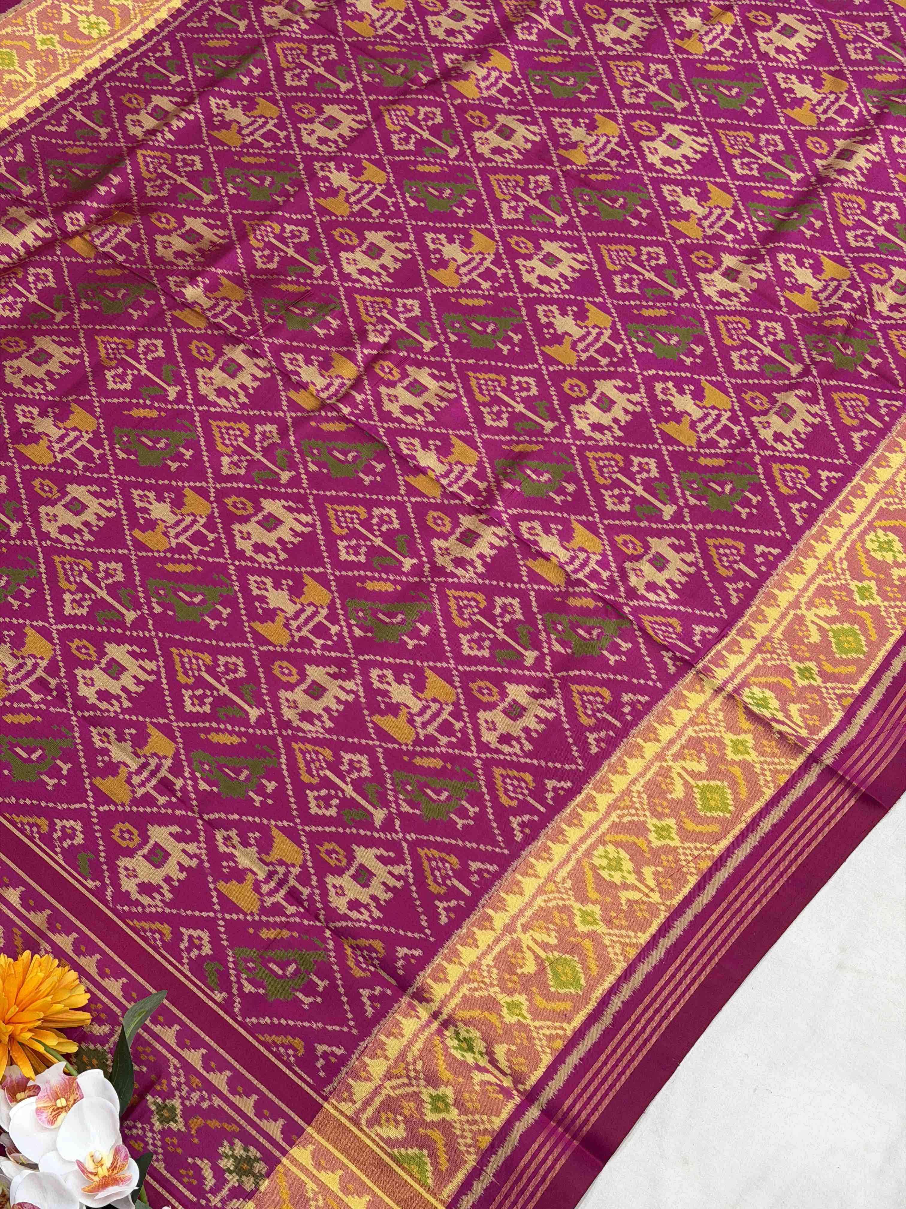 Shayam Gulabi Narikunj Rajkoti Patola