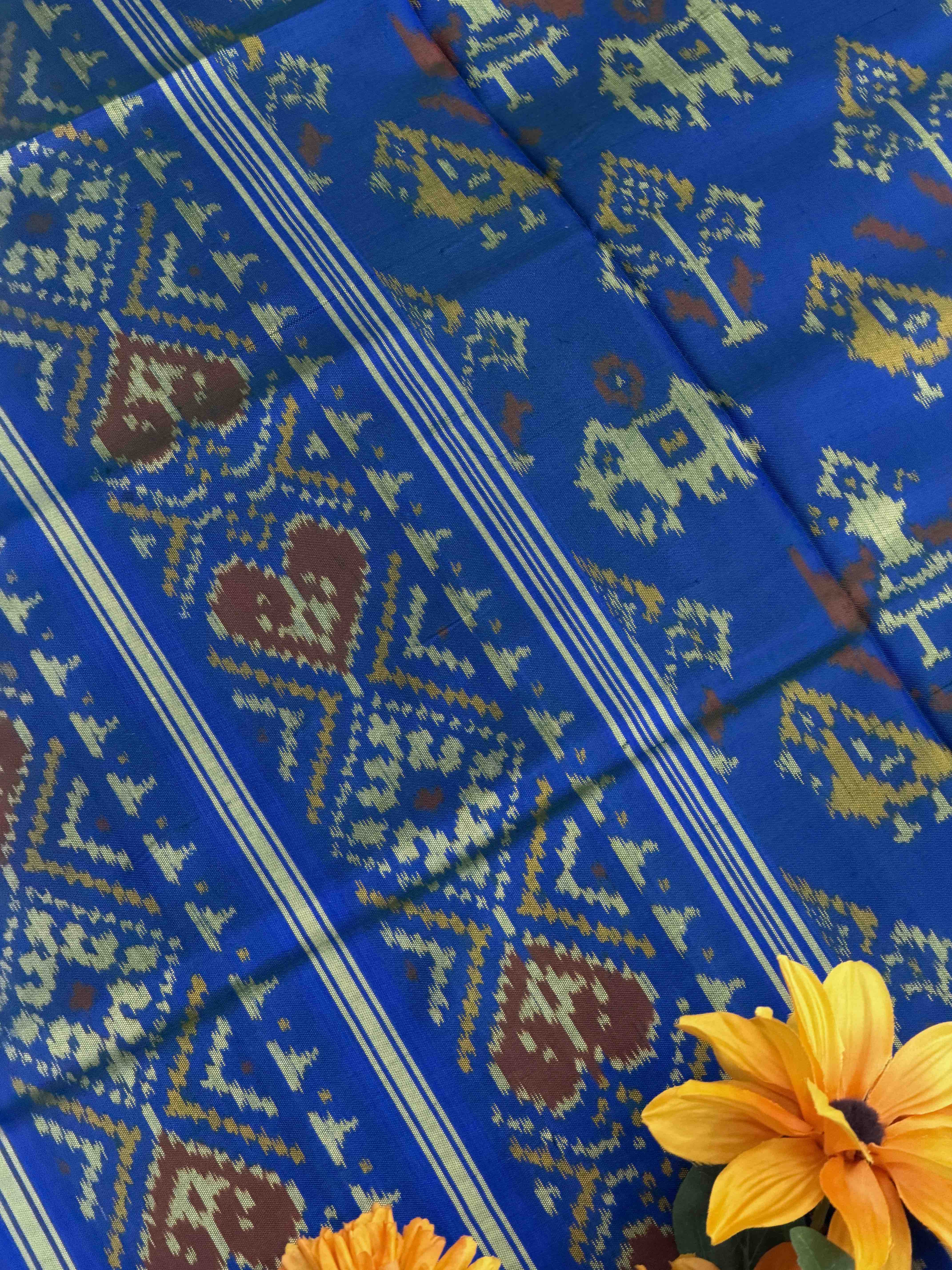 Peacock blue Rajkot Patola narikunj design