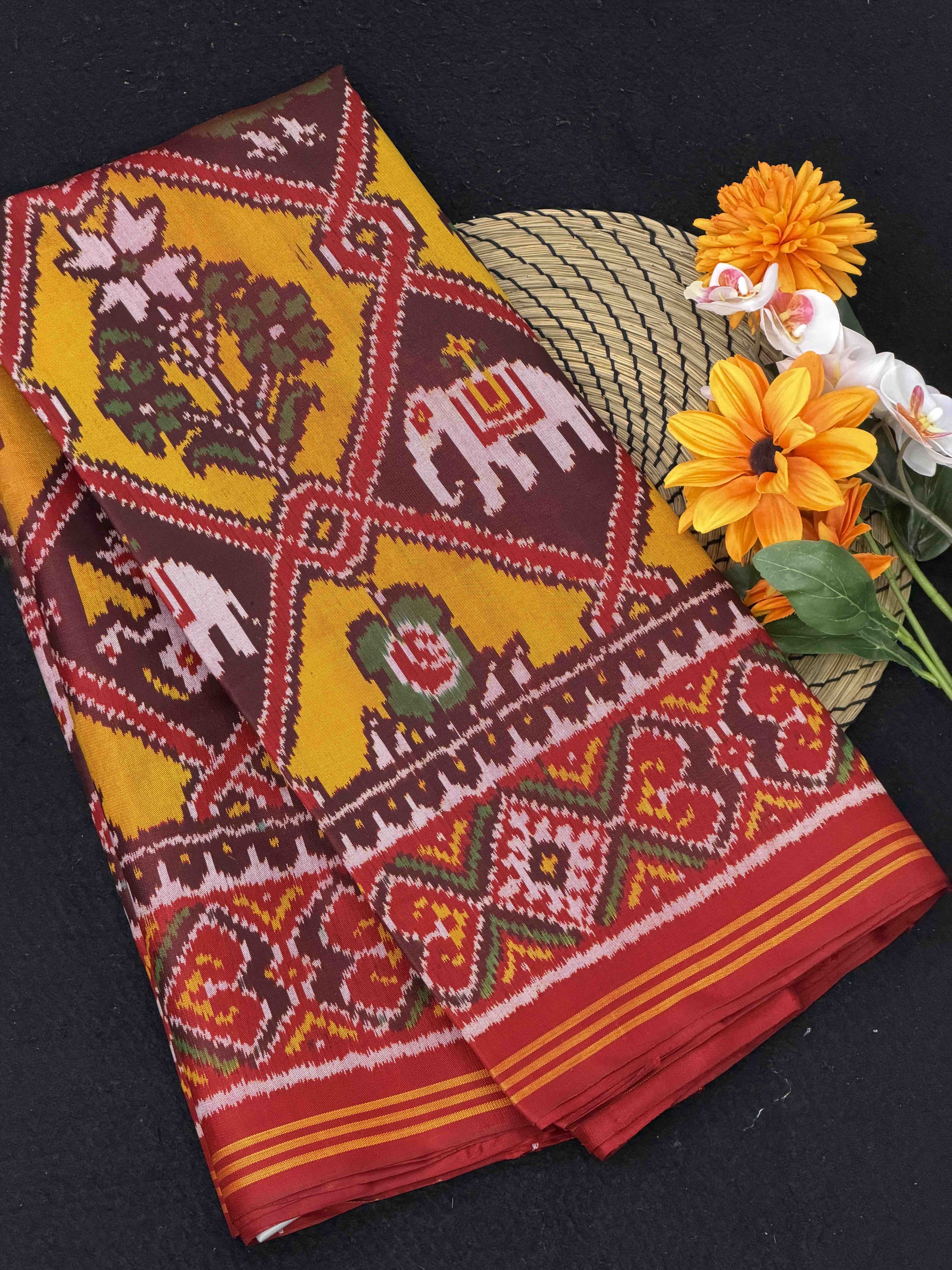 Red & Musterd big figure Single Ikat Patola Saree
