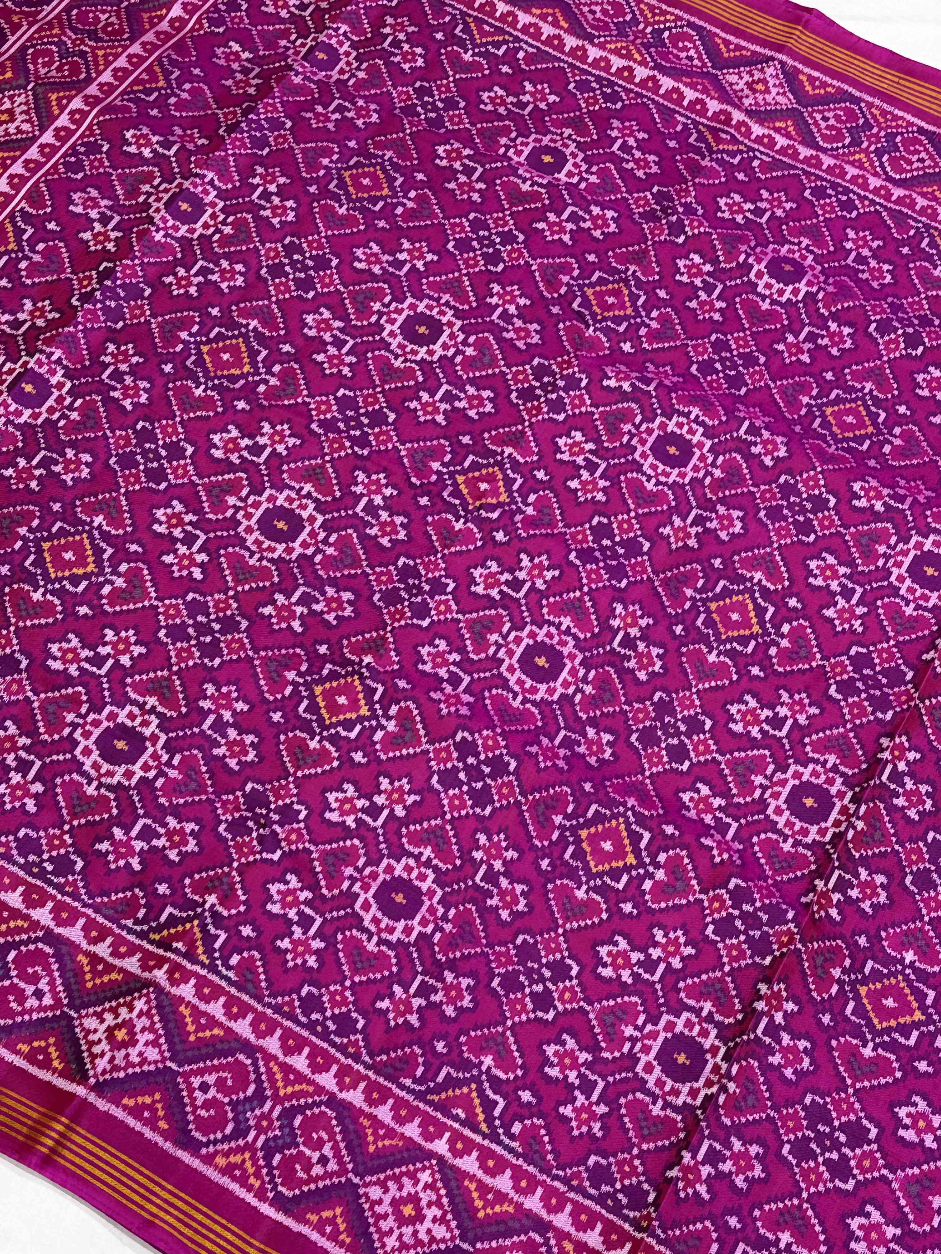 Pink Manekchawk Semi double ikat Patola Saree