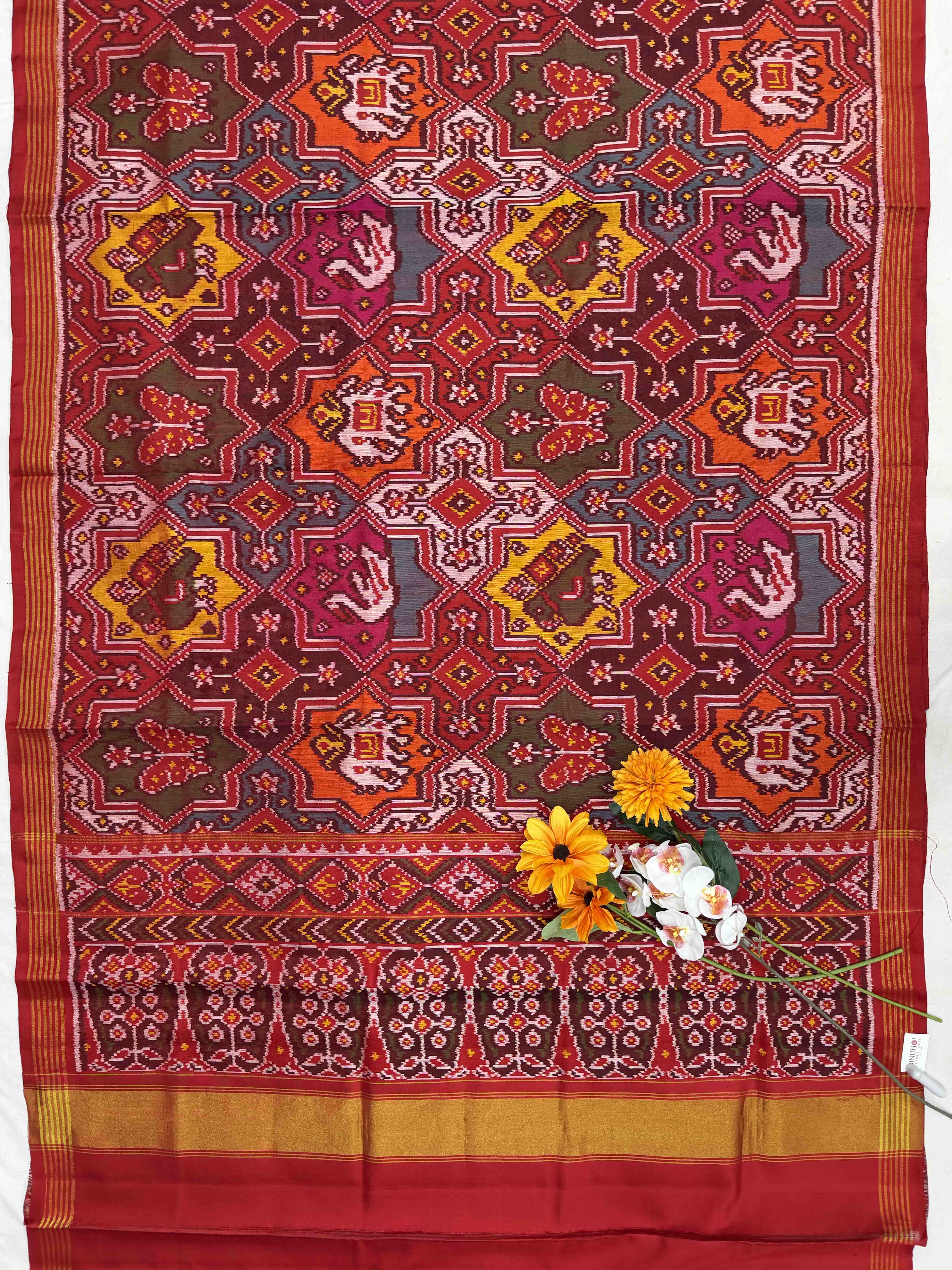 Red with multi star figure Single ikat Patan Patola