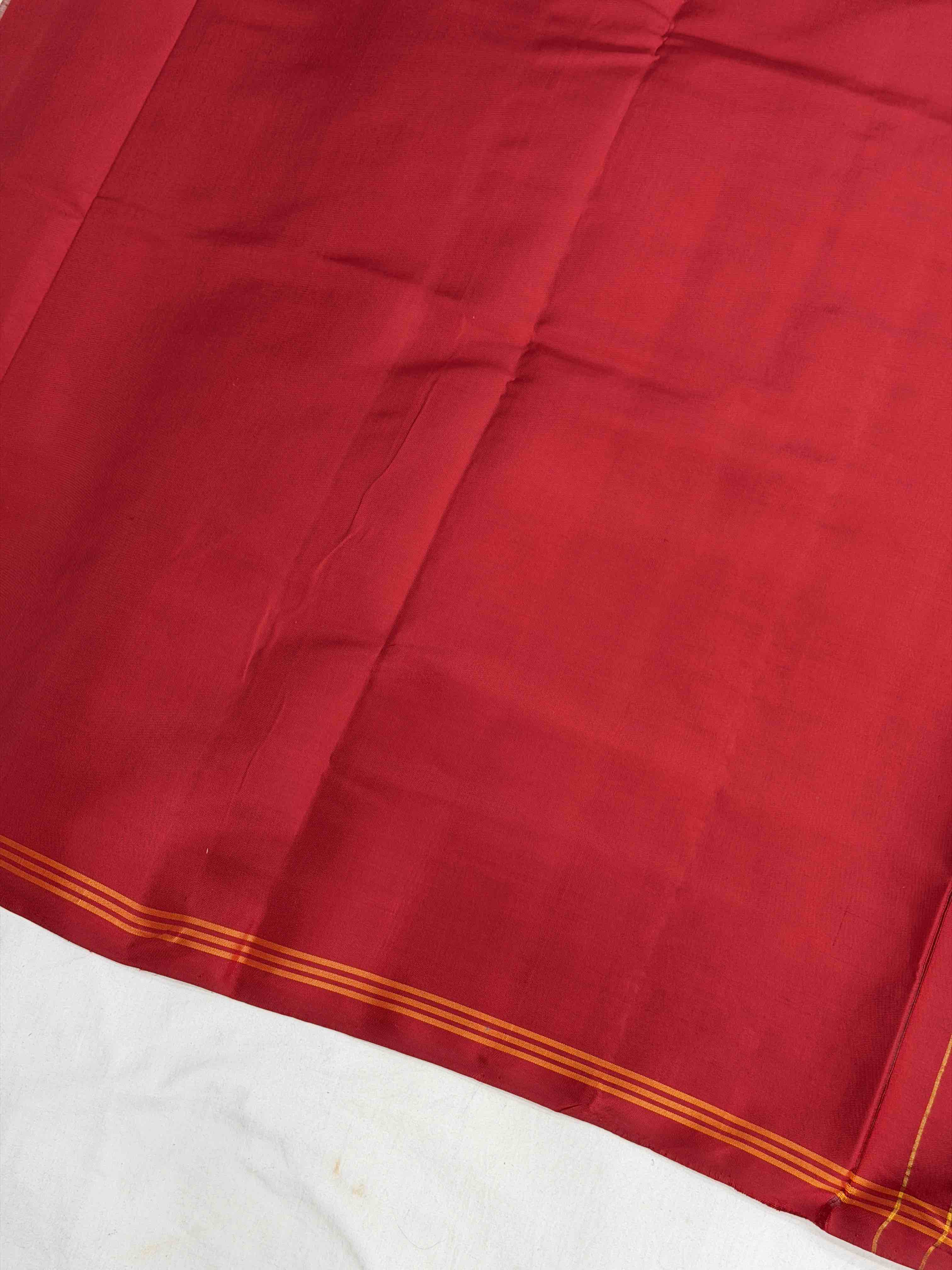 Red & Green Manekchawk tissue Patola Saree
