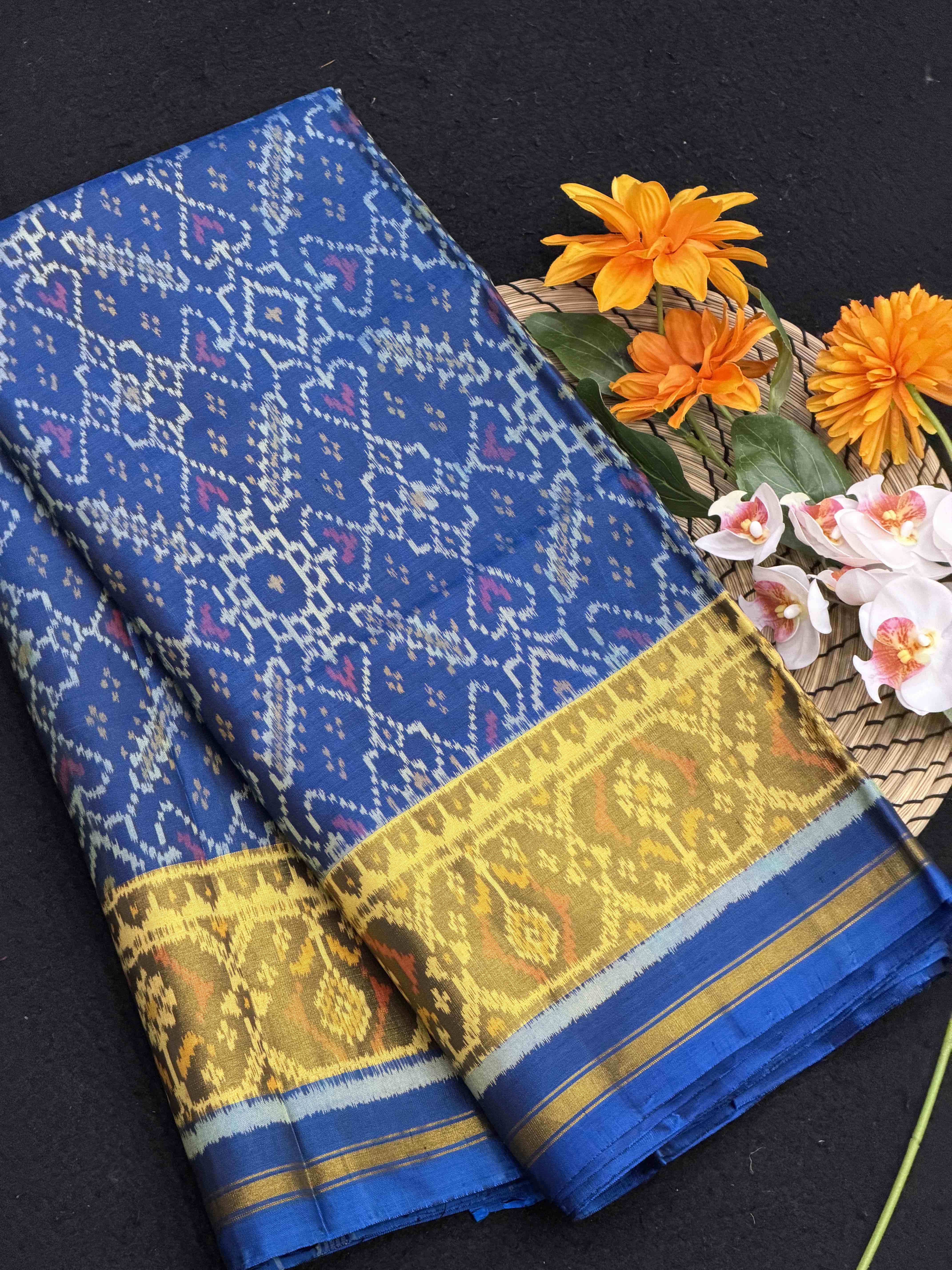 Teal blue Manekchawk Rajkot Patola Saree