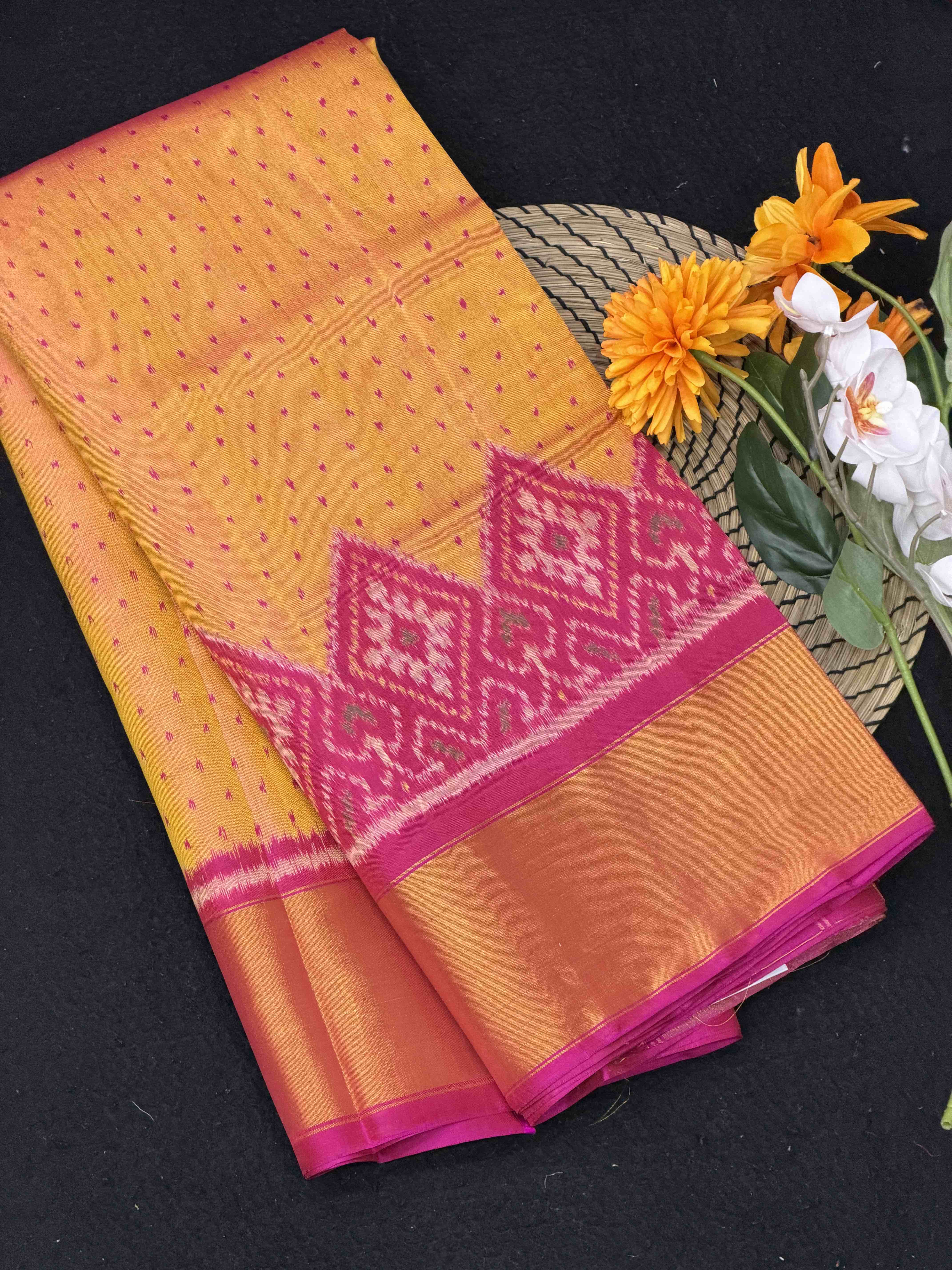 Pink & peach butti & skirt border Rajkot Patola Saree