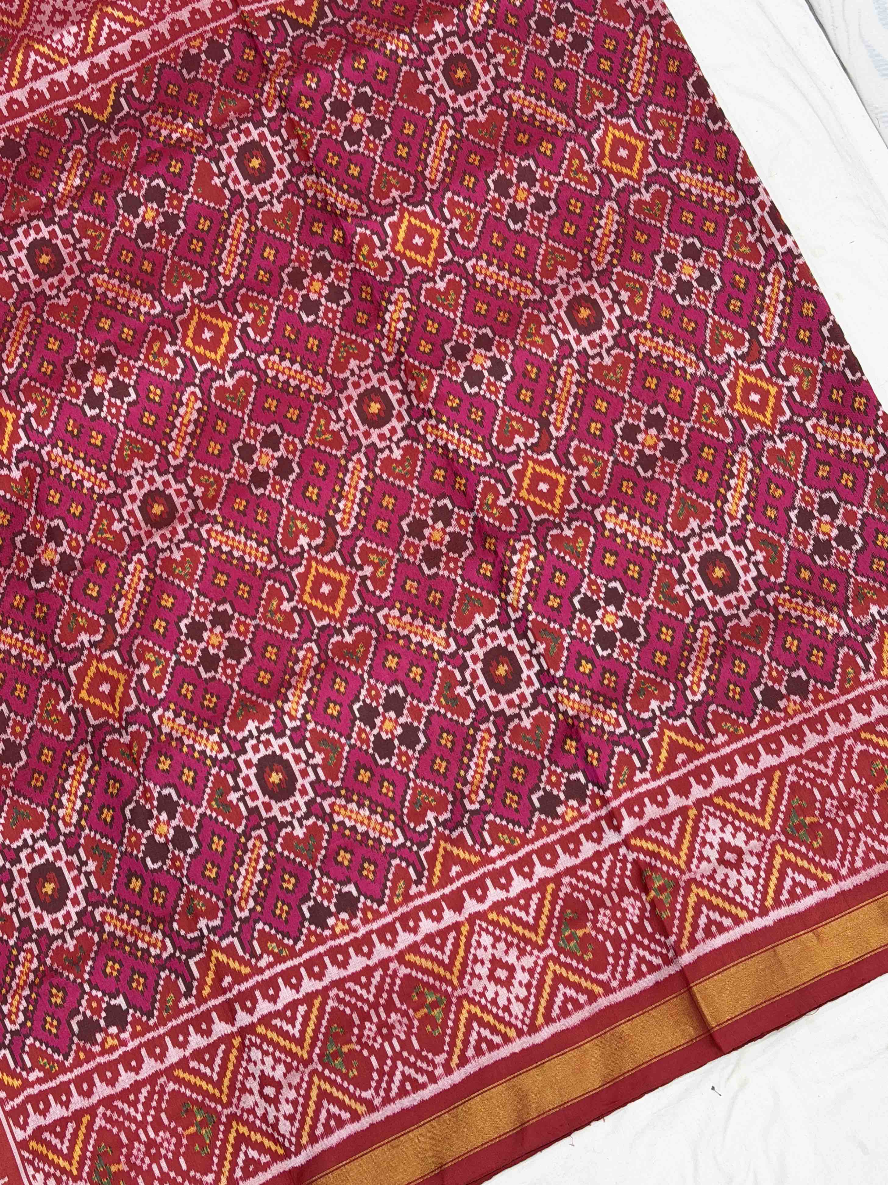 Red & Pink Manekchawk rajkot Patola Saree