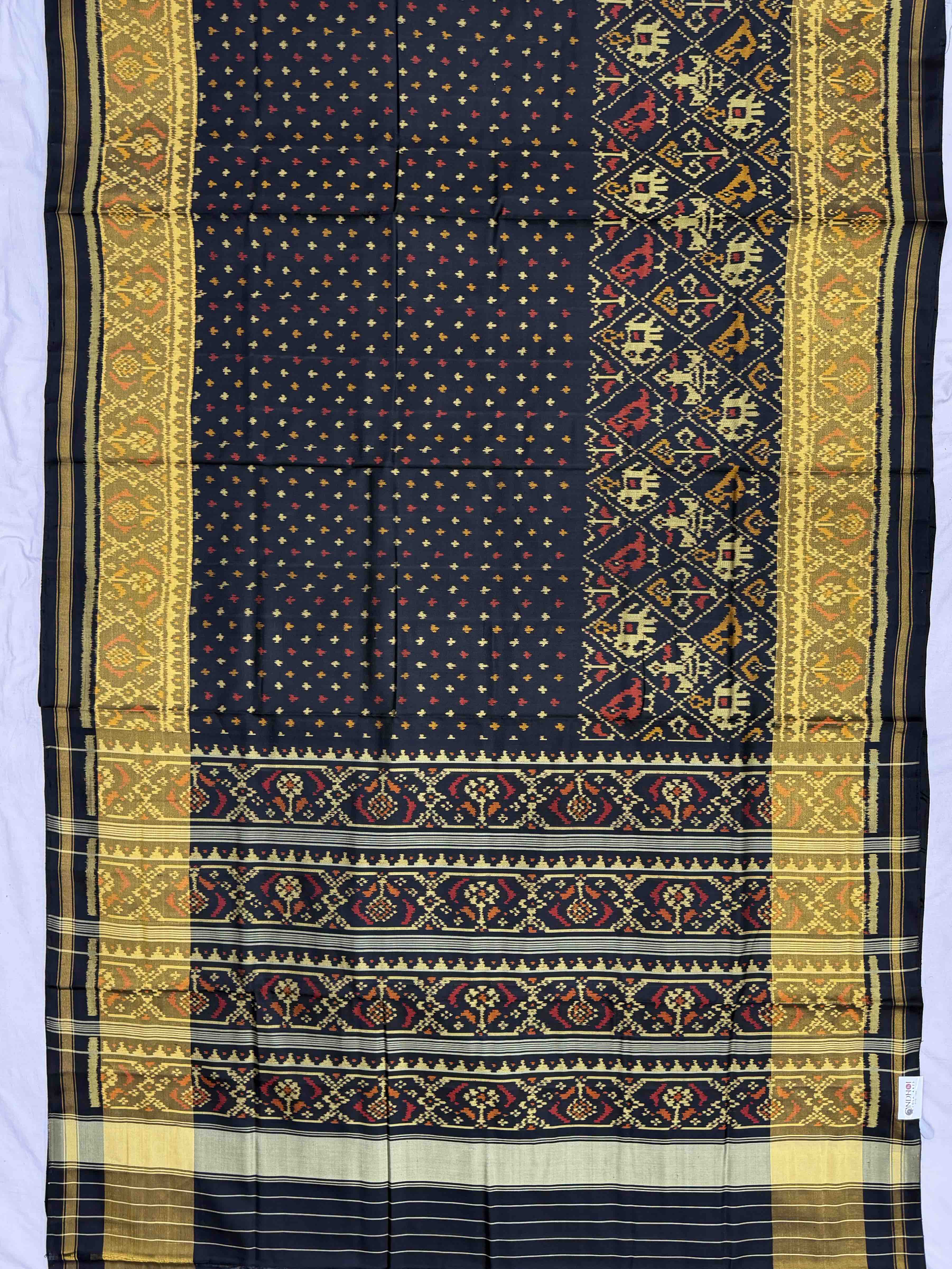 Black skirt border Narikunj rajkot patola saree