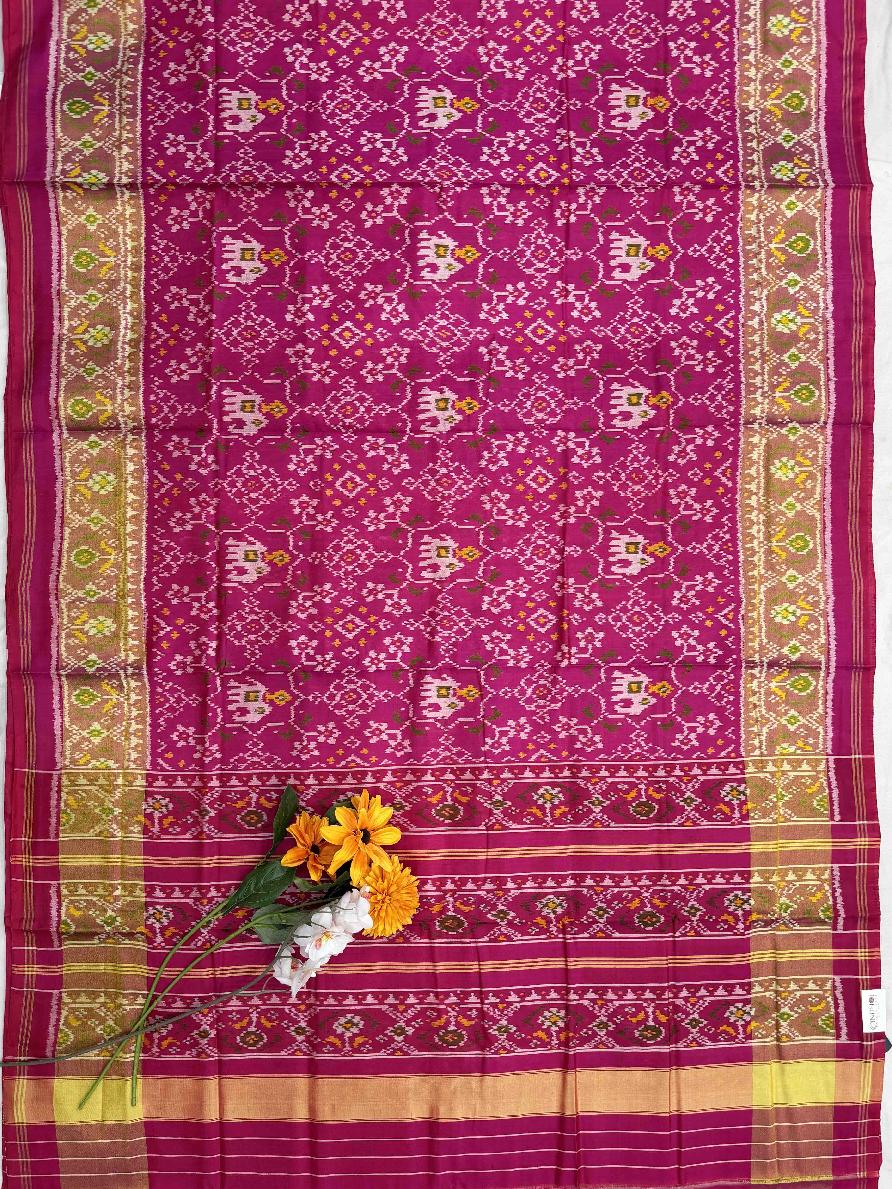 Pink tissue border navartan with Hathi Patola Saree