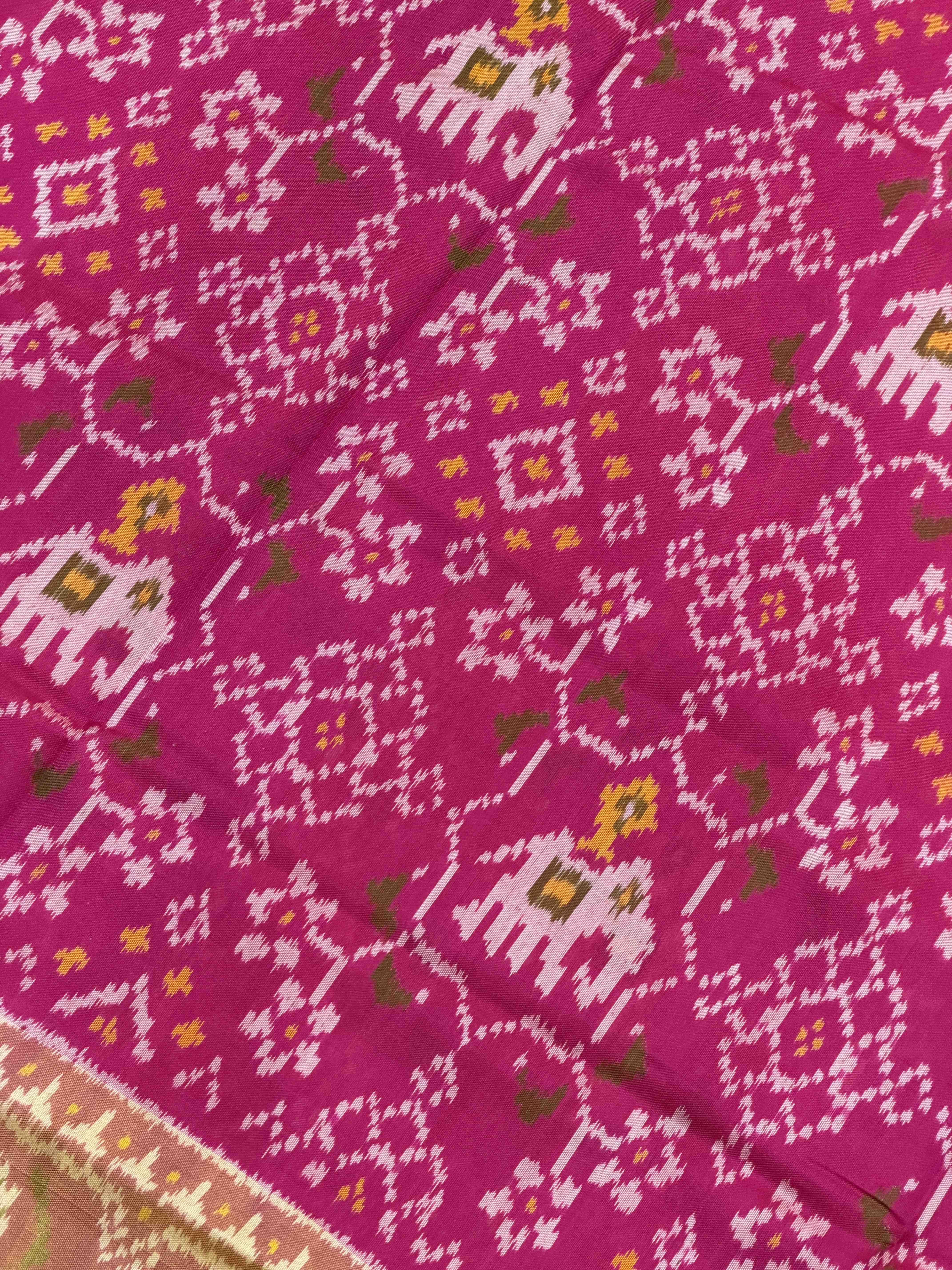 Pink tissue border navartan with Hathi Patola Saree