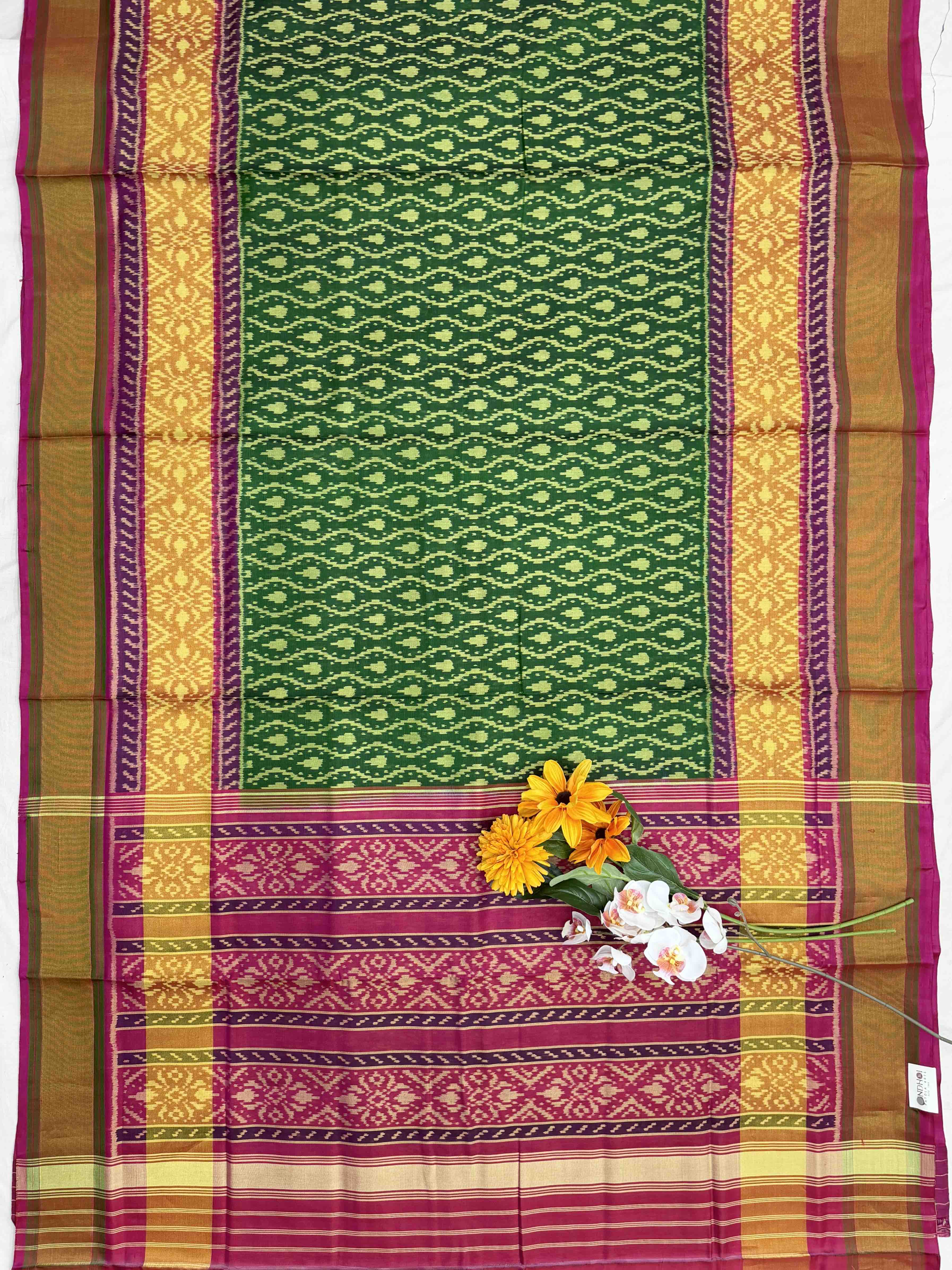 Traditional Pink & green Rajkot Patola Saree - Handwoven Single Ikat