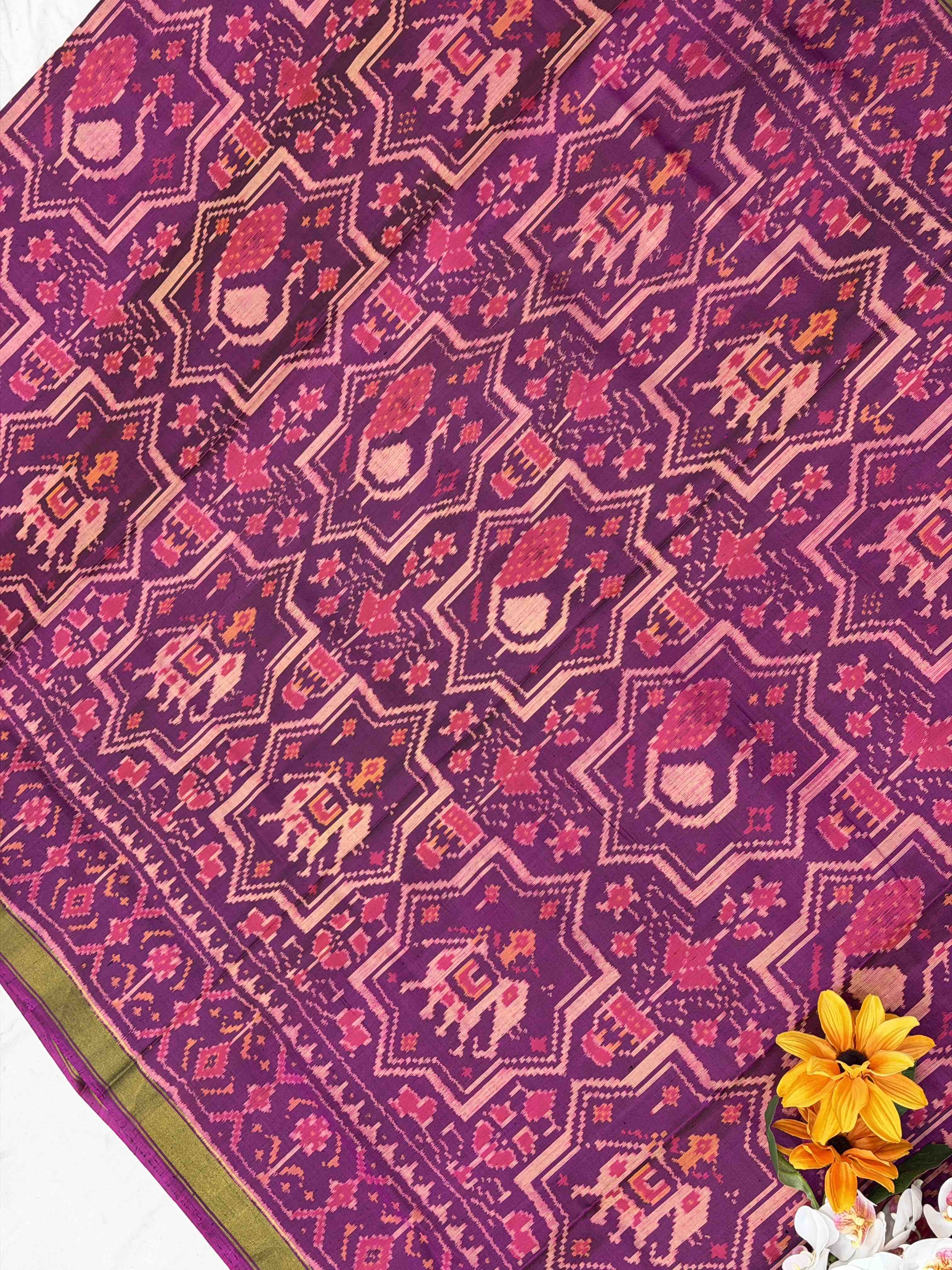 Purple Star design Small border Patola saree