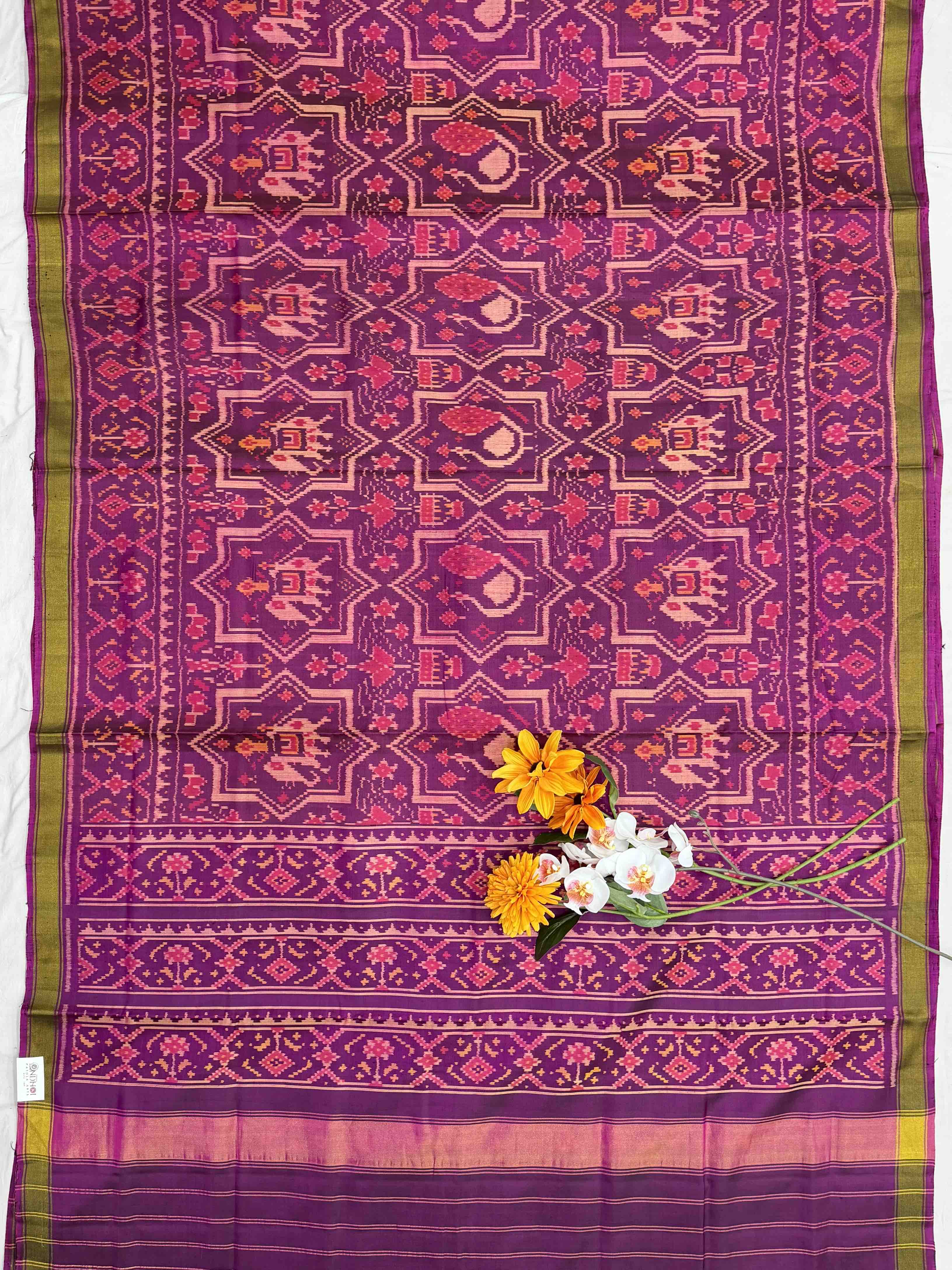 Purple Star design Small border Patola saree