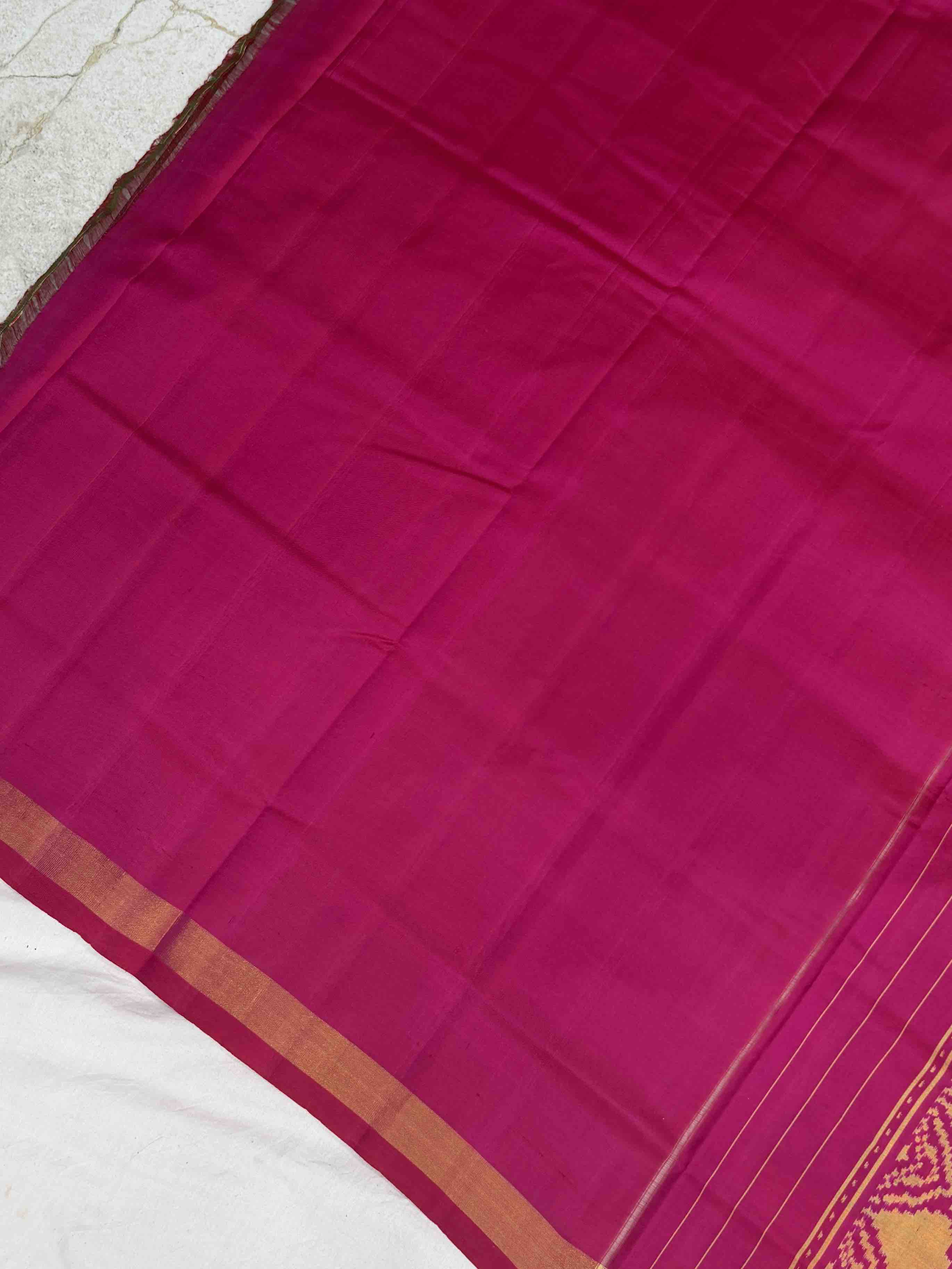 Pink & Parrot green laheriya style Rajkot Patola Saree