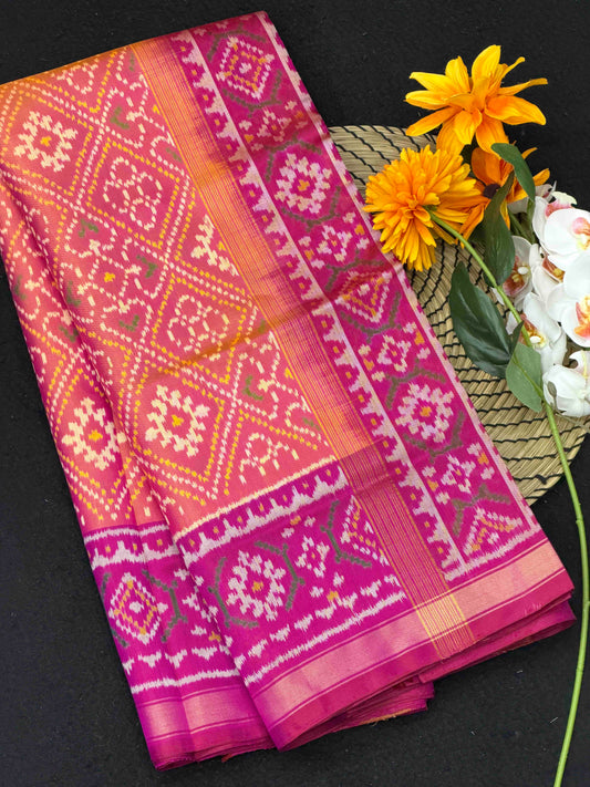 Magenta pink & Peach panchanda small border patola saree