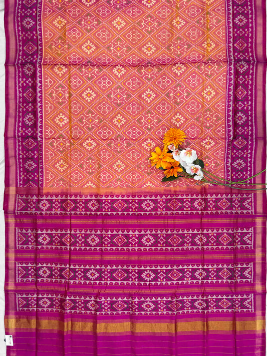 Magenta pink & Peach panchanda small border patola saree