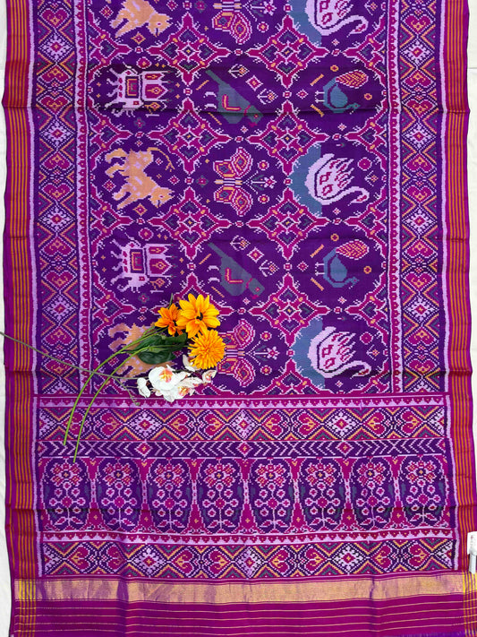 Purple Chhabdi with Beautiful Patola motifs Single ikat Patan Patola