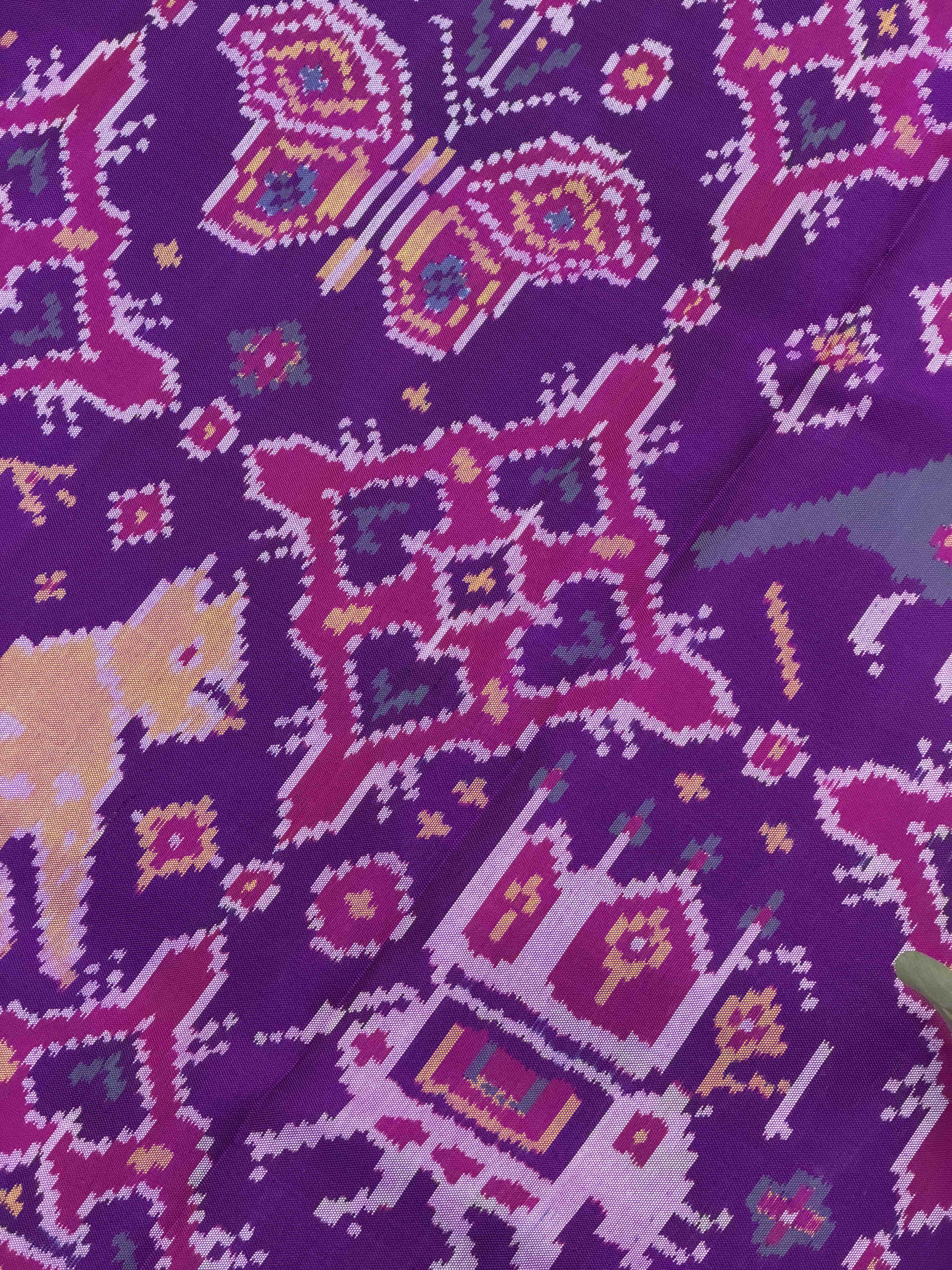 Purple Chhabdi with Beautiful Patola motifs Single ikat Patan Patola