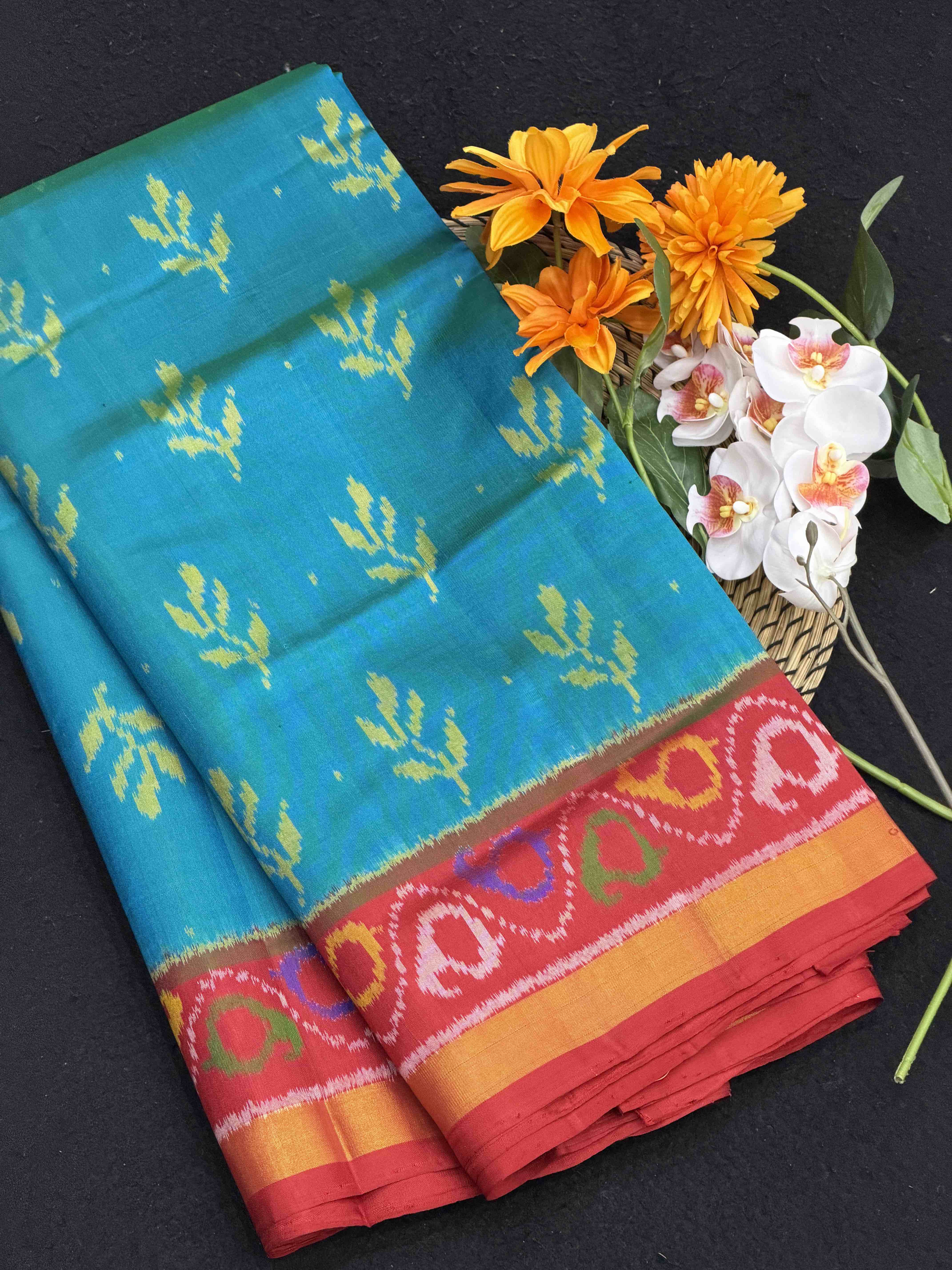 Red & Teal blue 5 leaves fancy Patola Saree