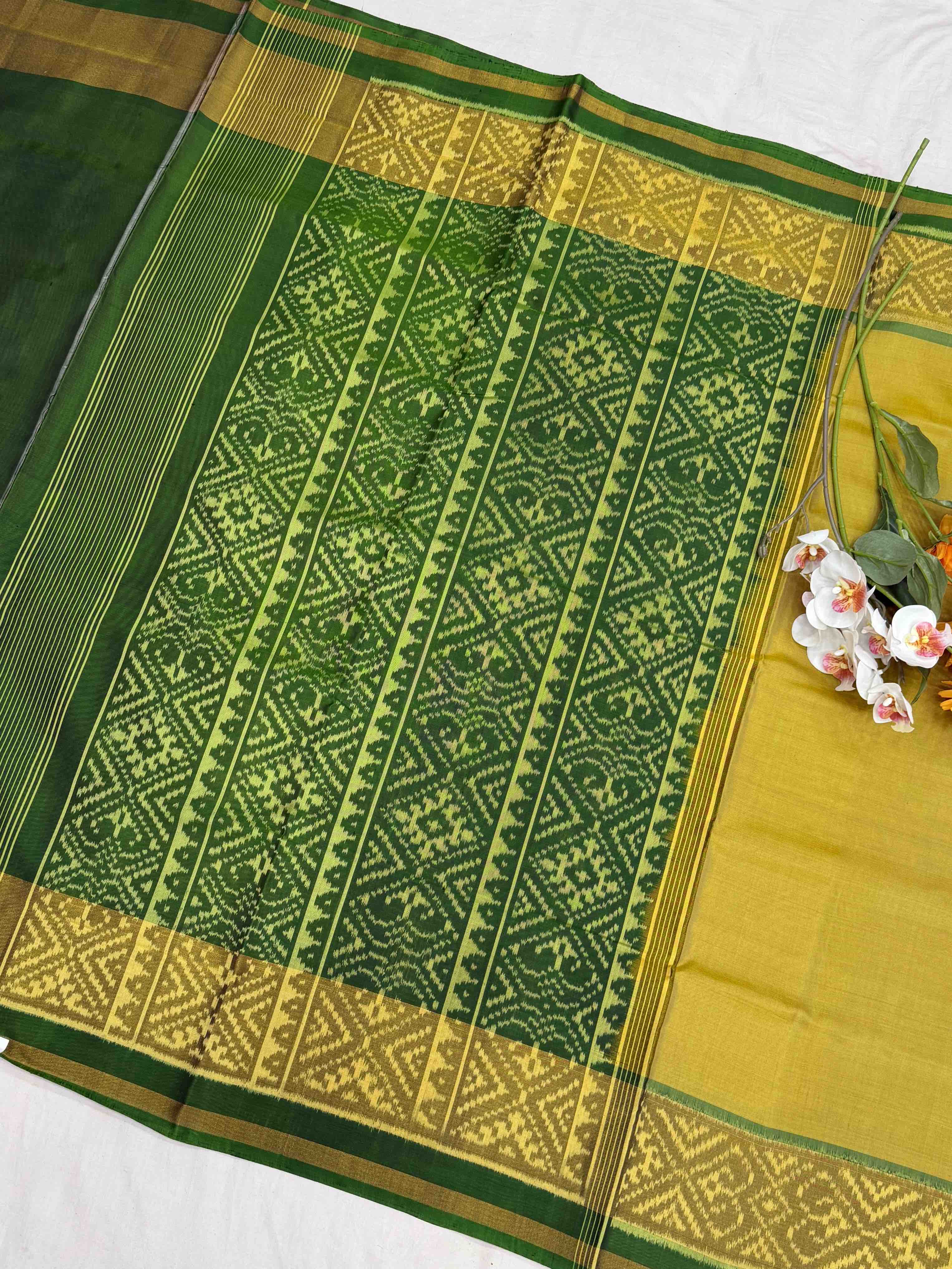 Mahendi Power Shade Plain Rajkot Patola