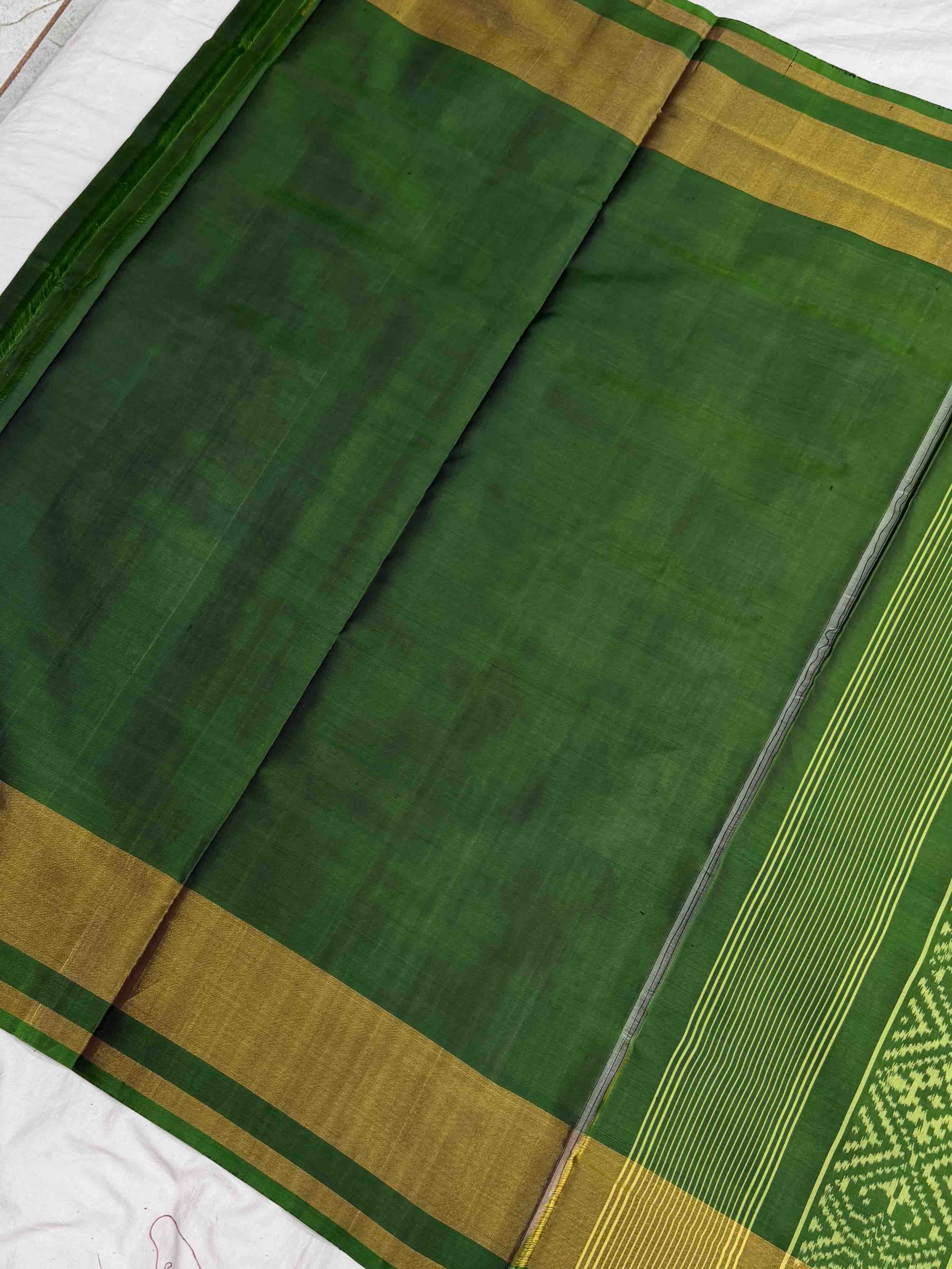 Mahendi Power Shade Plain Rajkot Patola