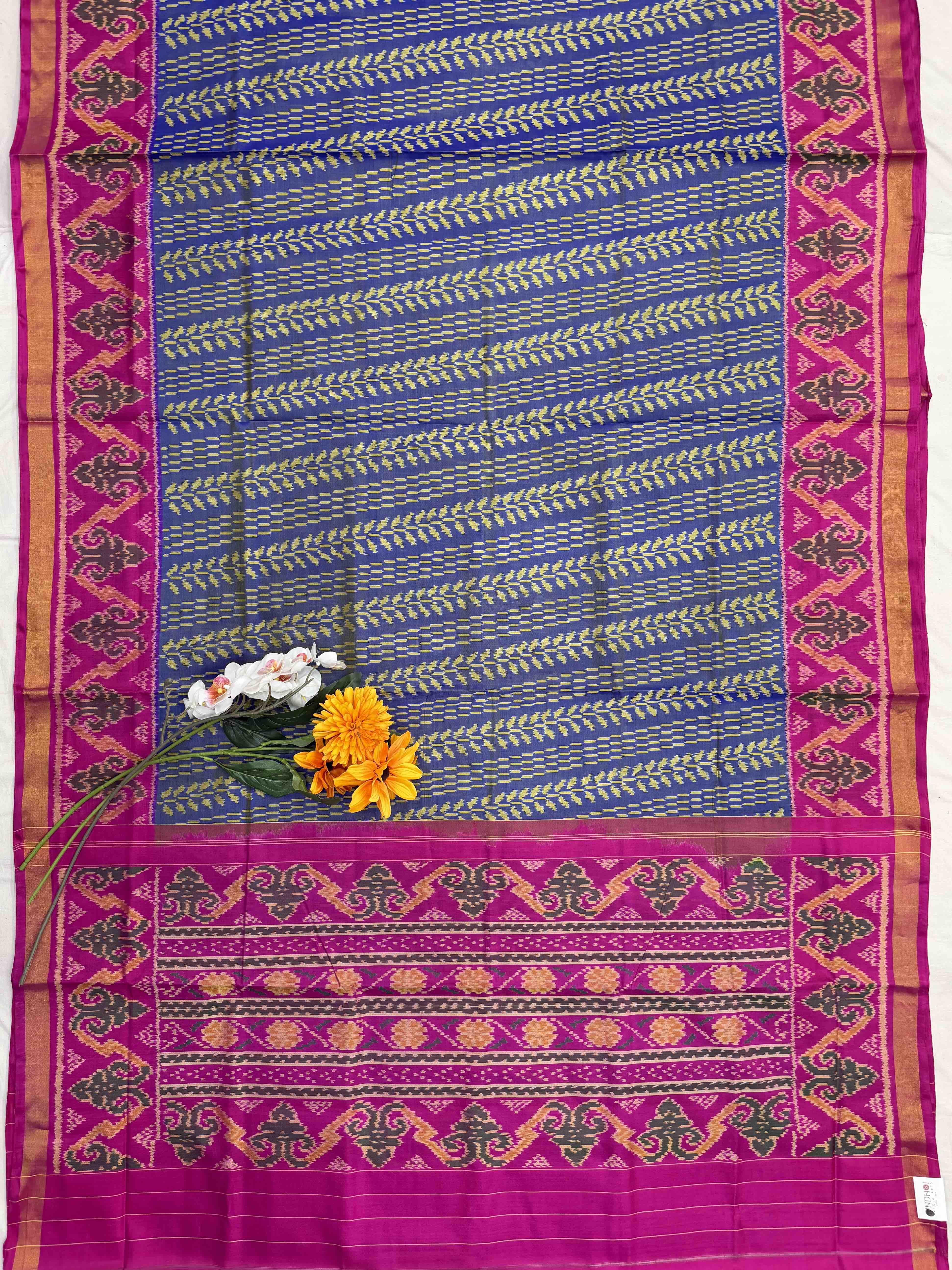 Pink & Greyish Blue shaded Creeper design Rajkot Patola