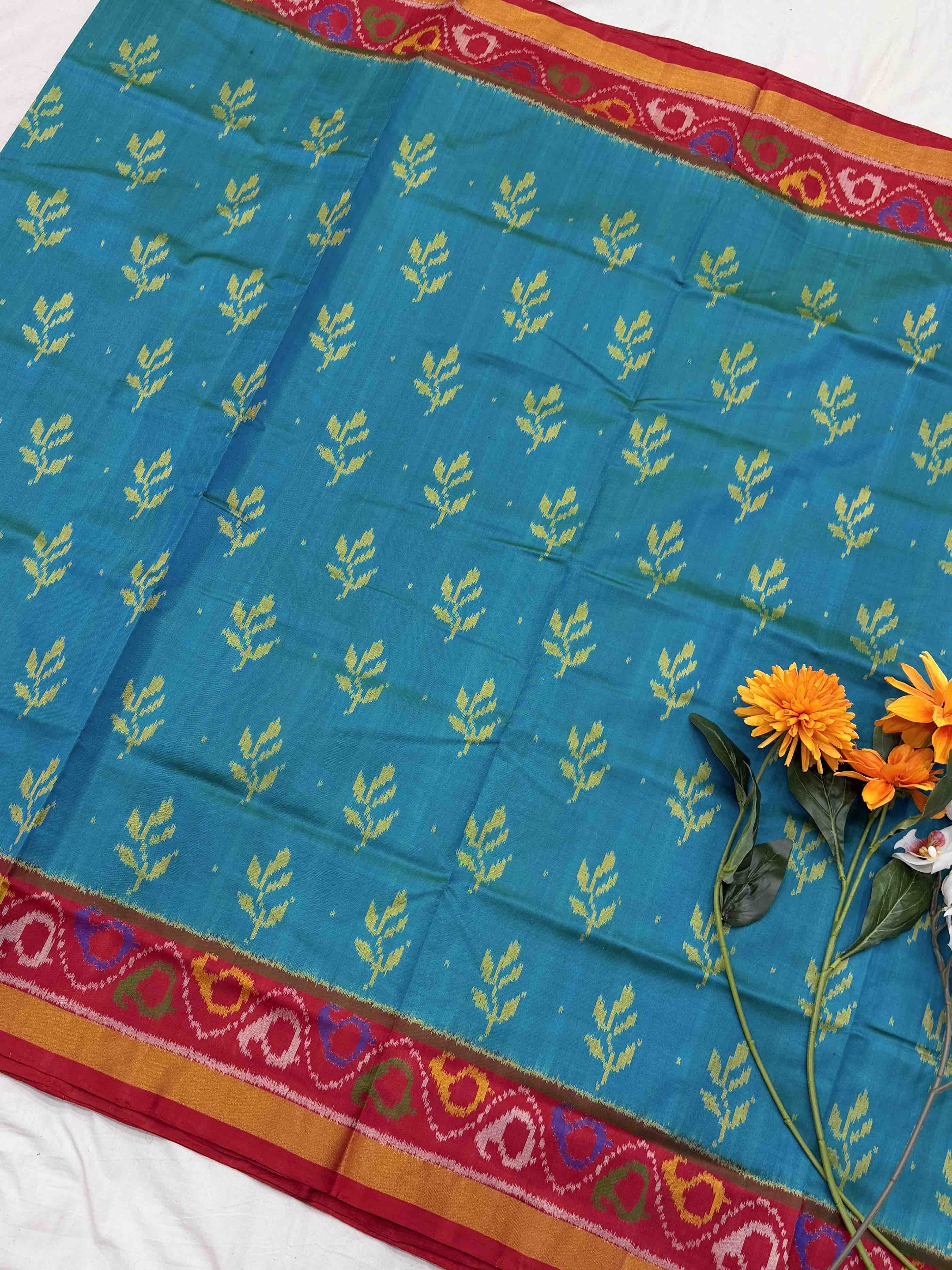 Red & Teal blue 5 leaves fancy Patola Saree