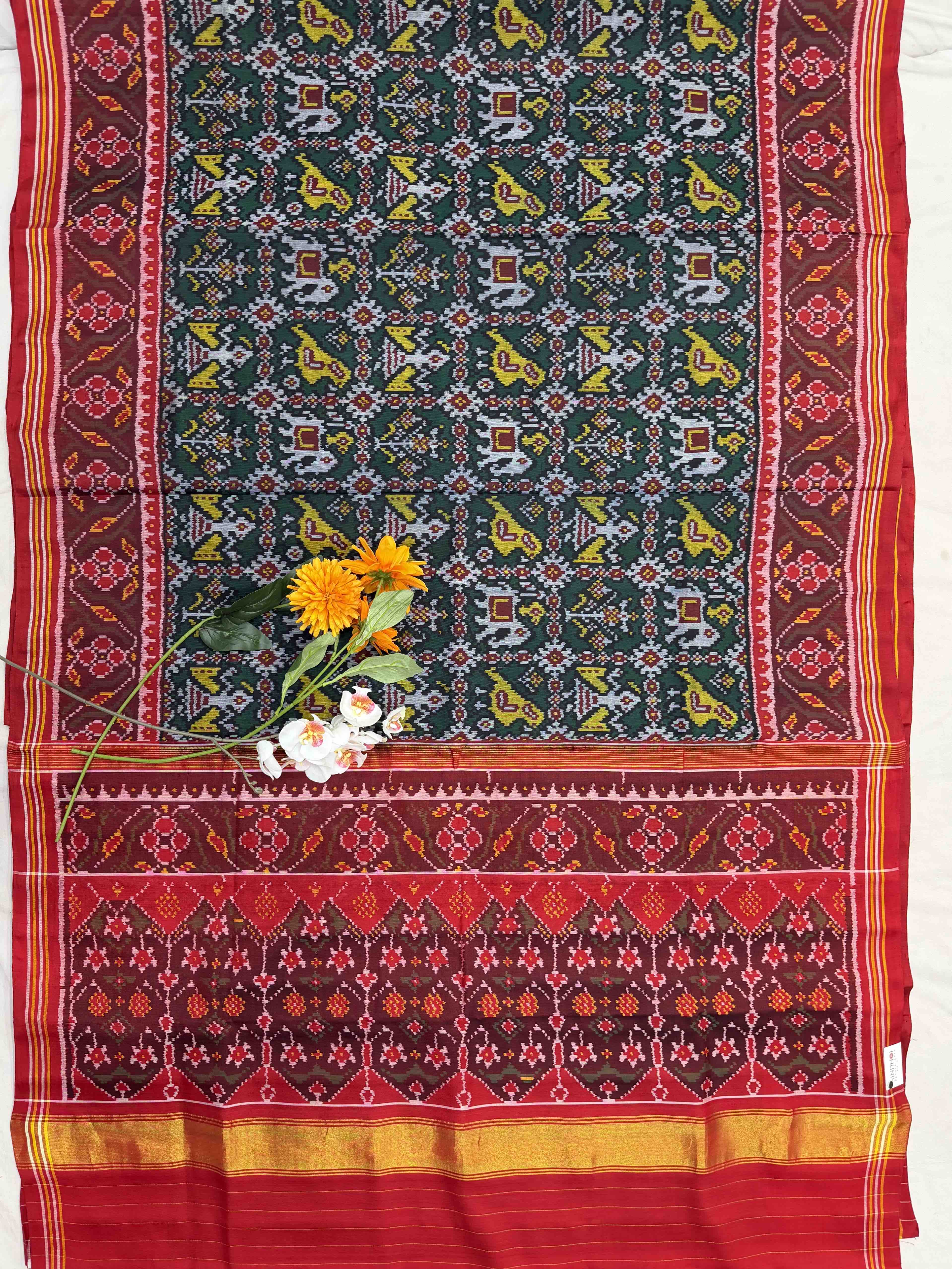 Maroon & dark green Sankli Narikunj Patola Saree
