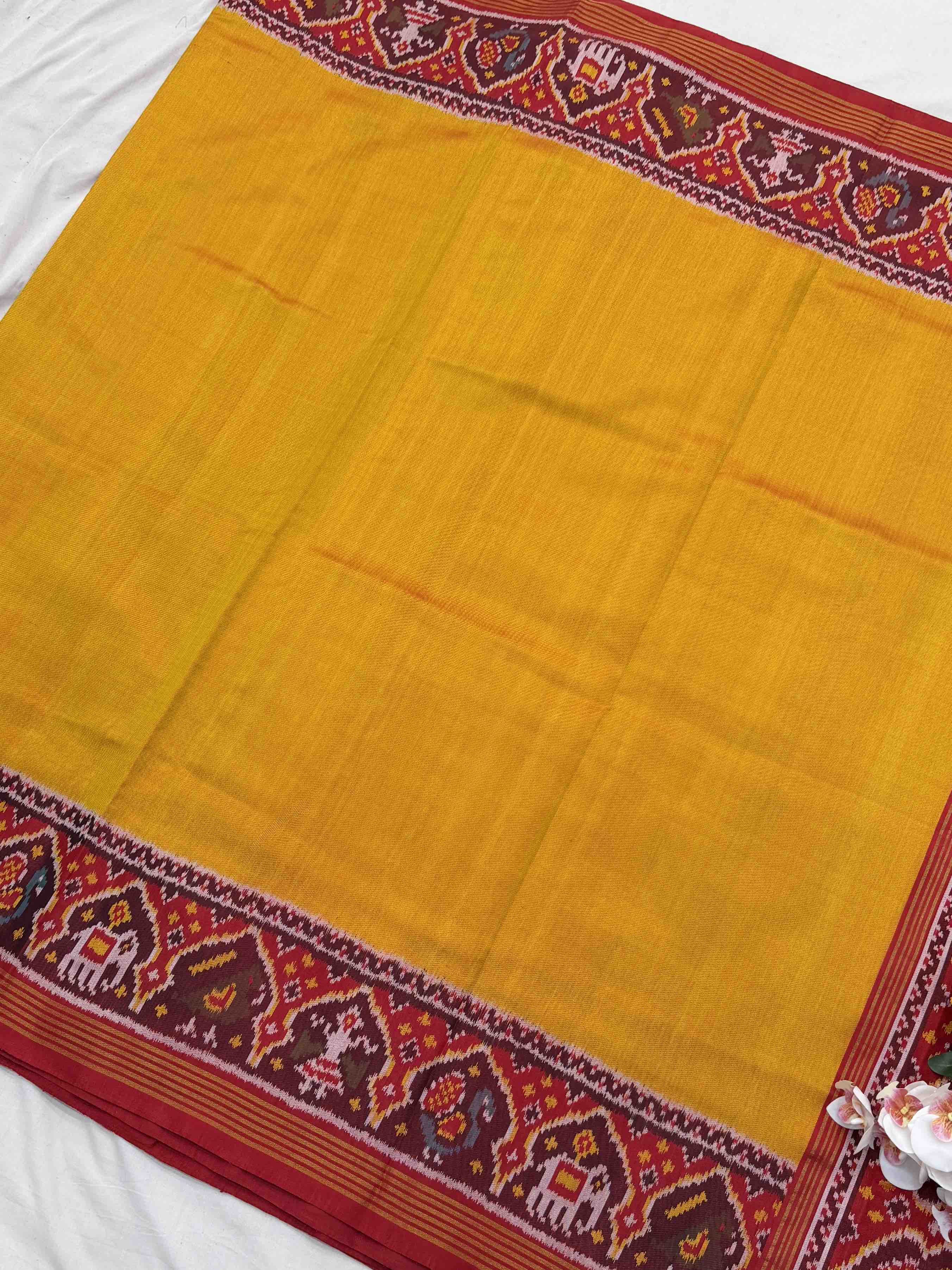 Red & mustered Plain Gala Border Patola with Navaratn design blouse