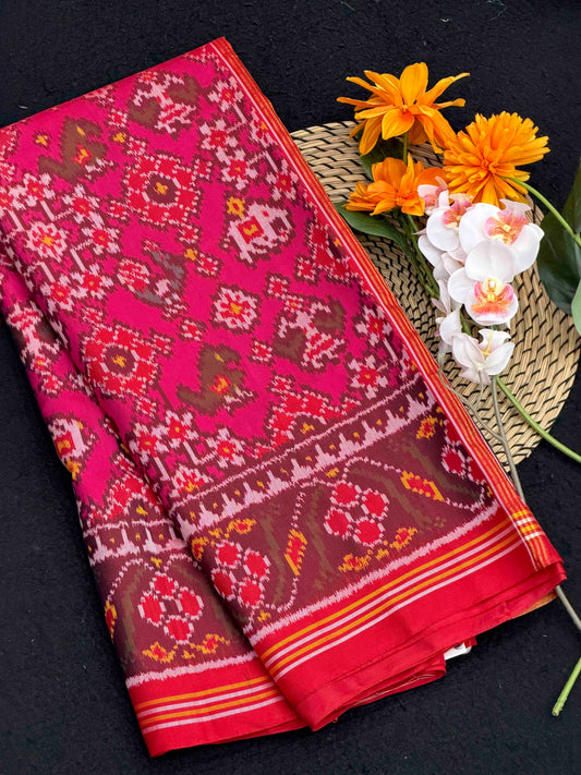 Red & pink navaratan narikunj Single ikat Patola Saree