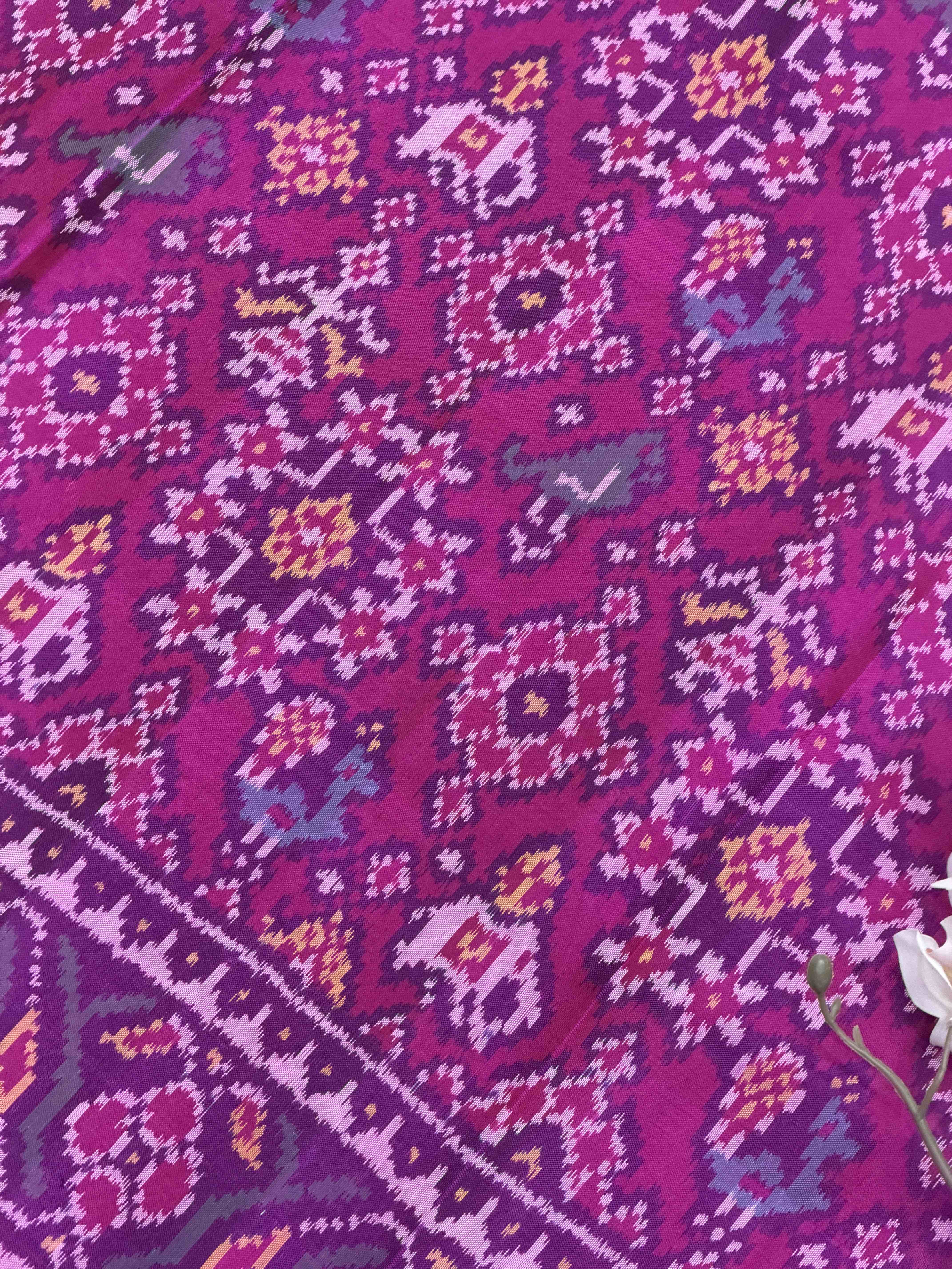 Pink navaratan Narikunj single ikat Patola Saree