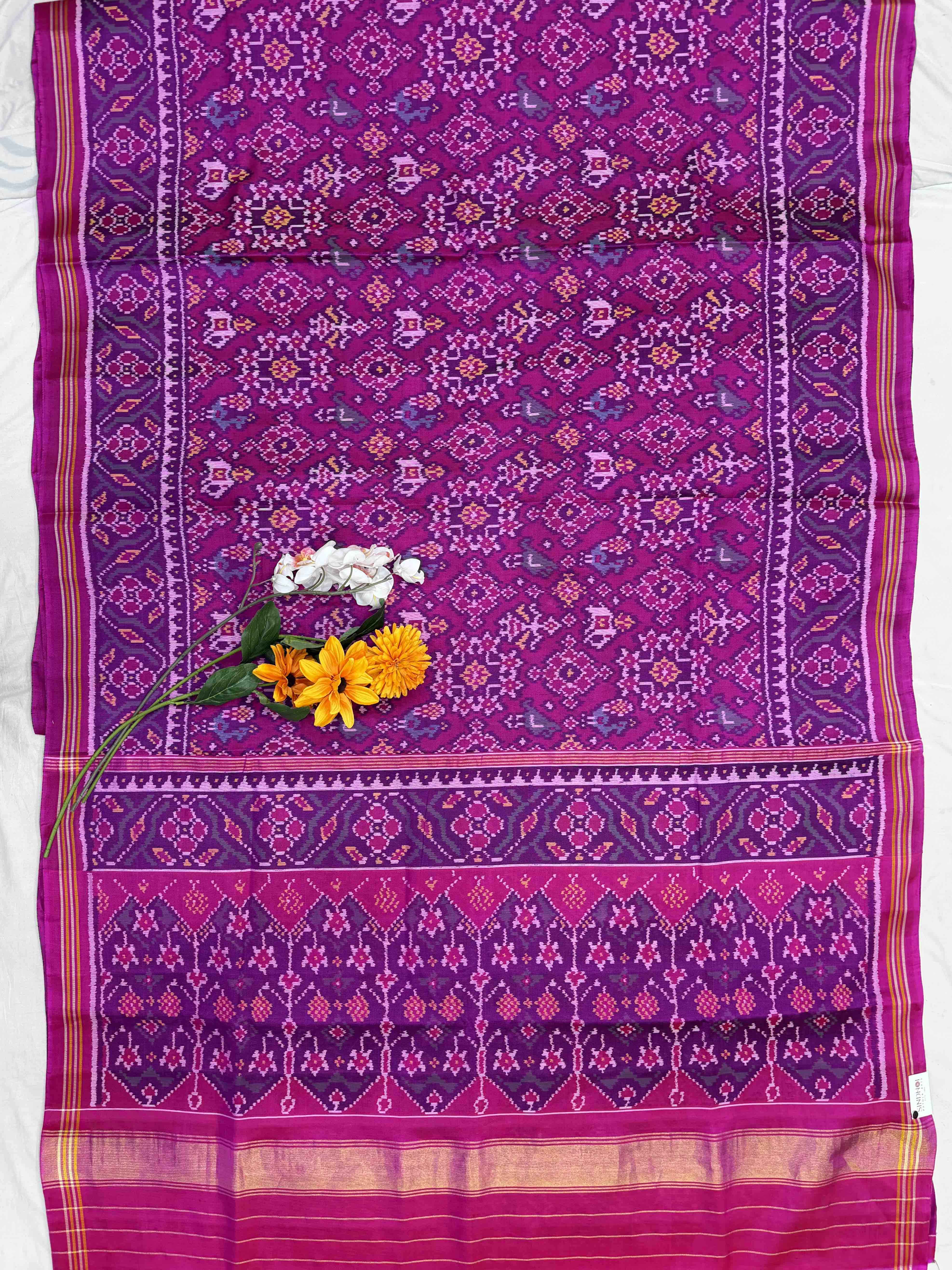 Pink navaratan Narikunj single ikat Patola Saree