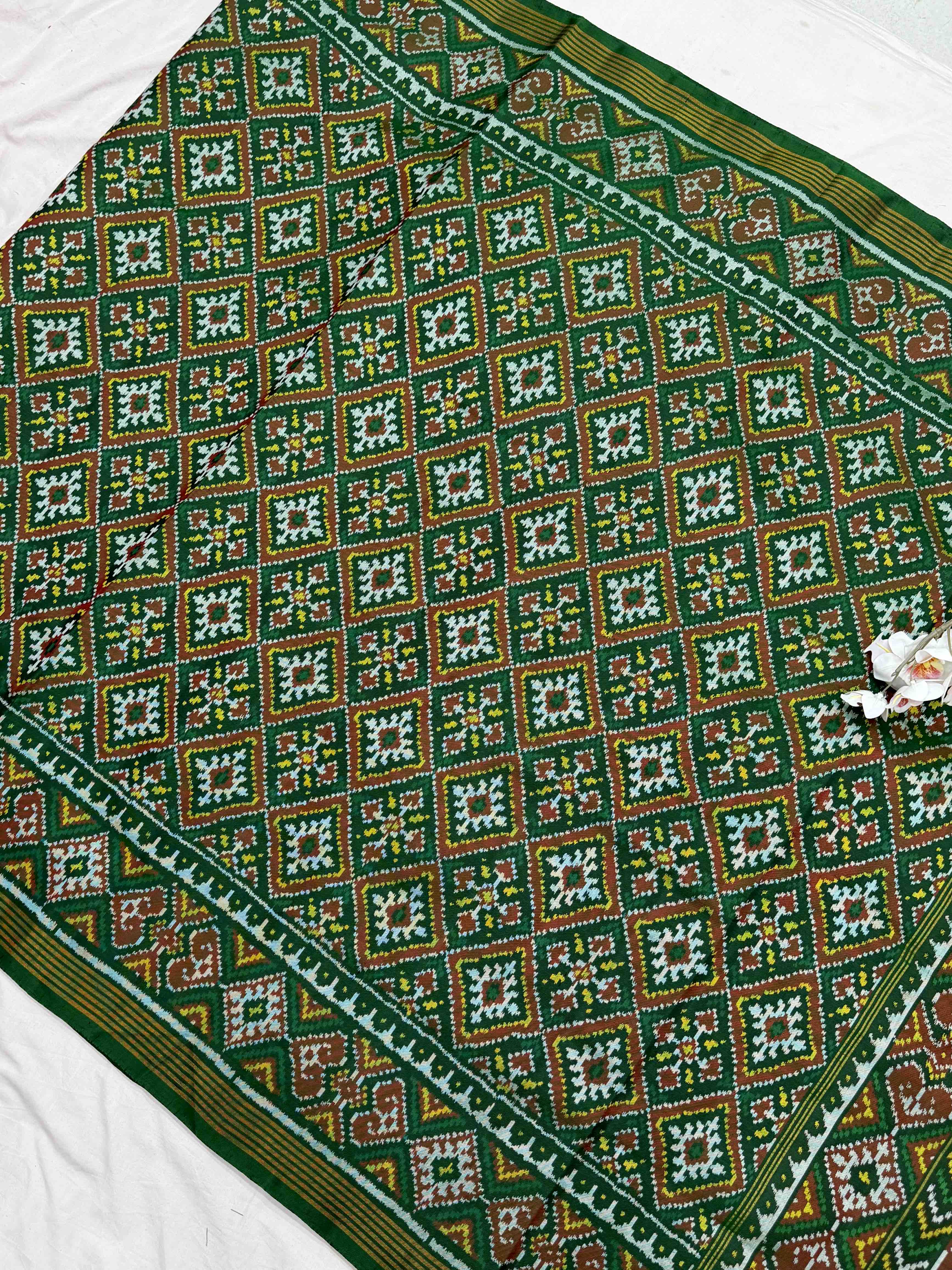 Green Panchanda Single Ikat Patan Patola Saree