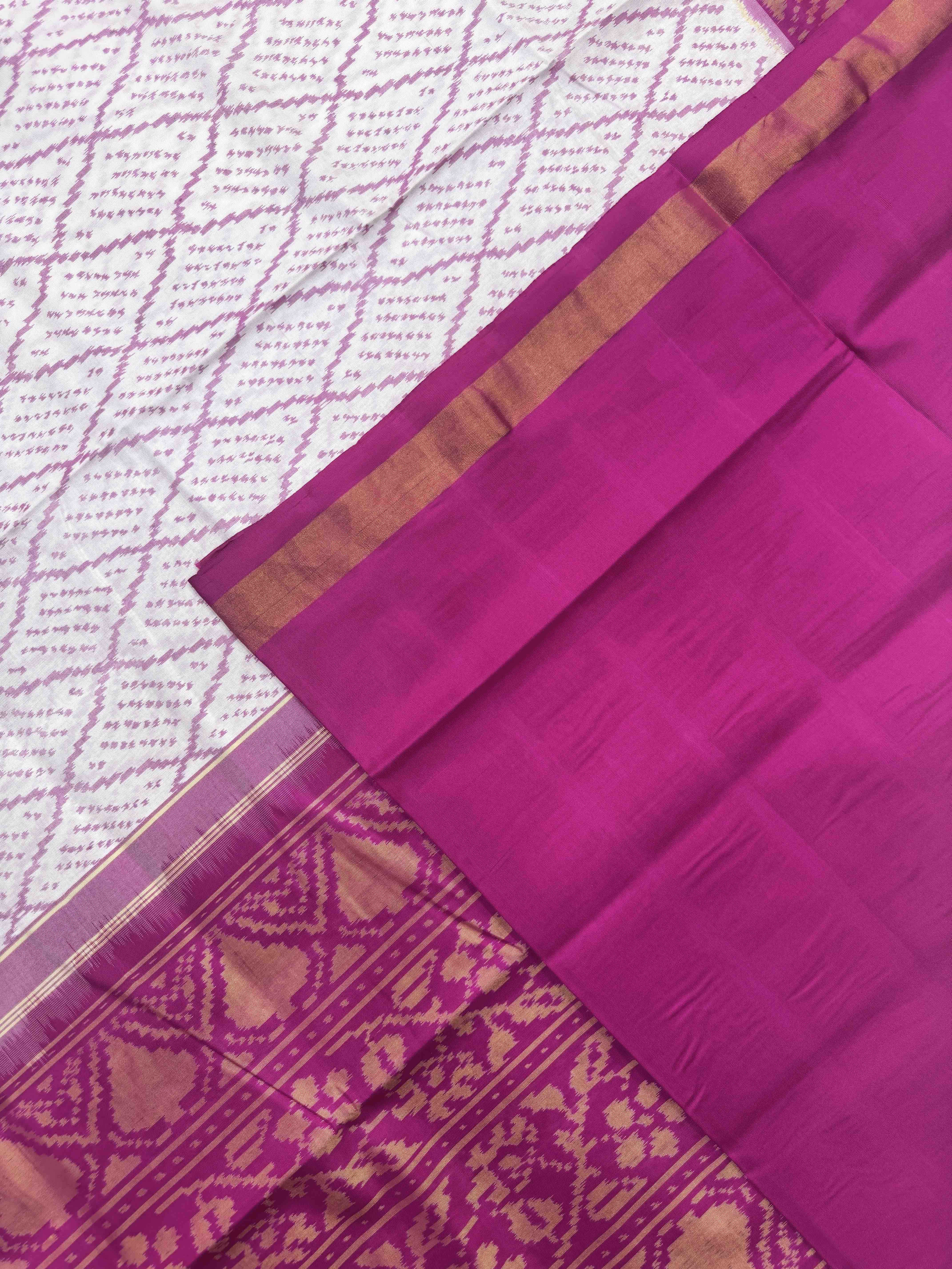 White & Pink Panchanda Booty Patola Saree