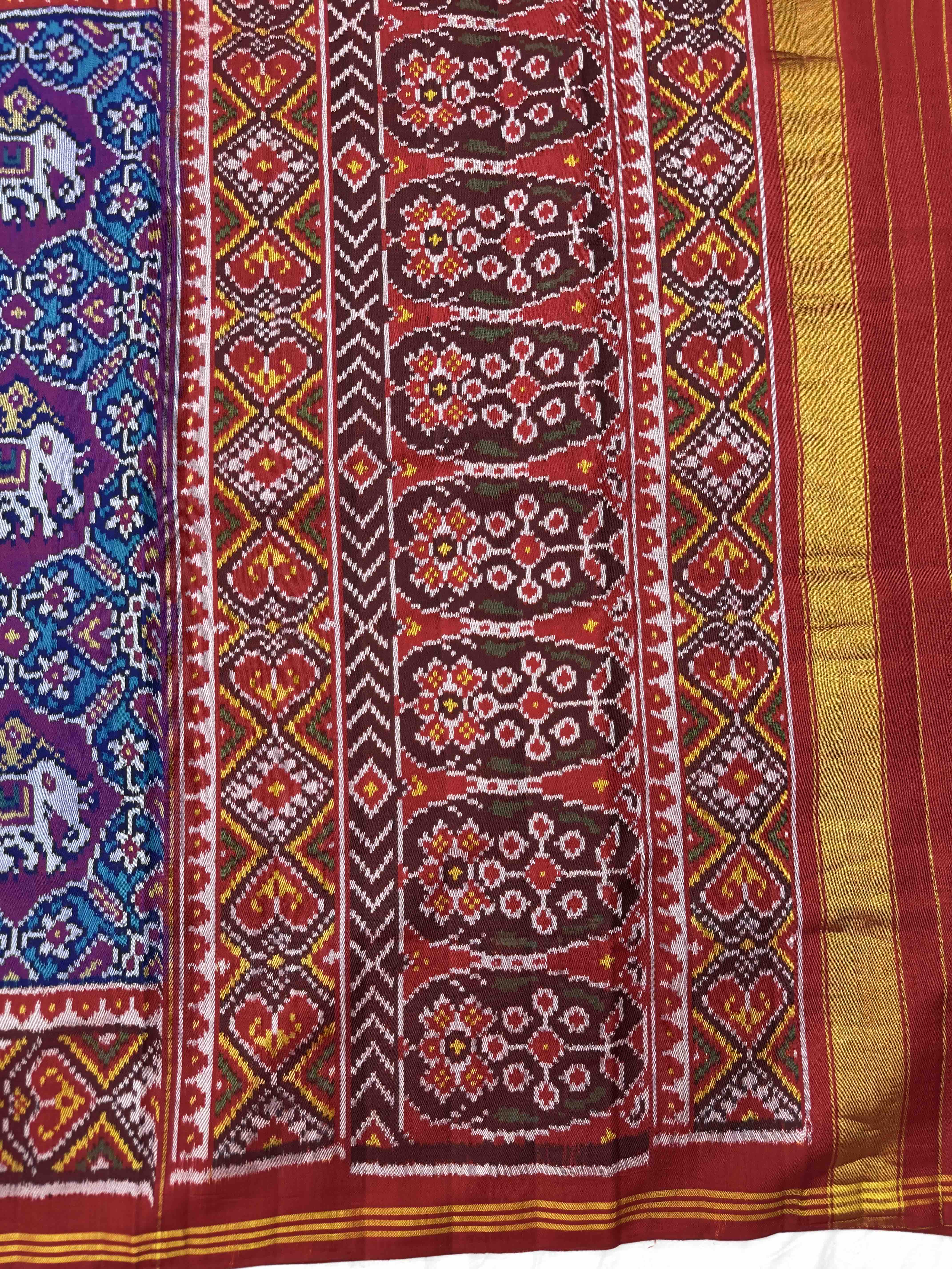 Red & Turquoise Manekchwok Narikunj Mix Single Ikat Patan Patola Saree