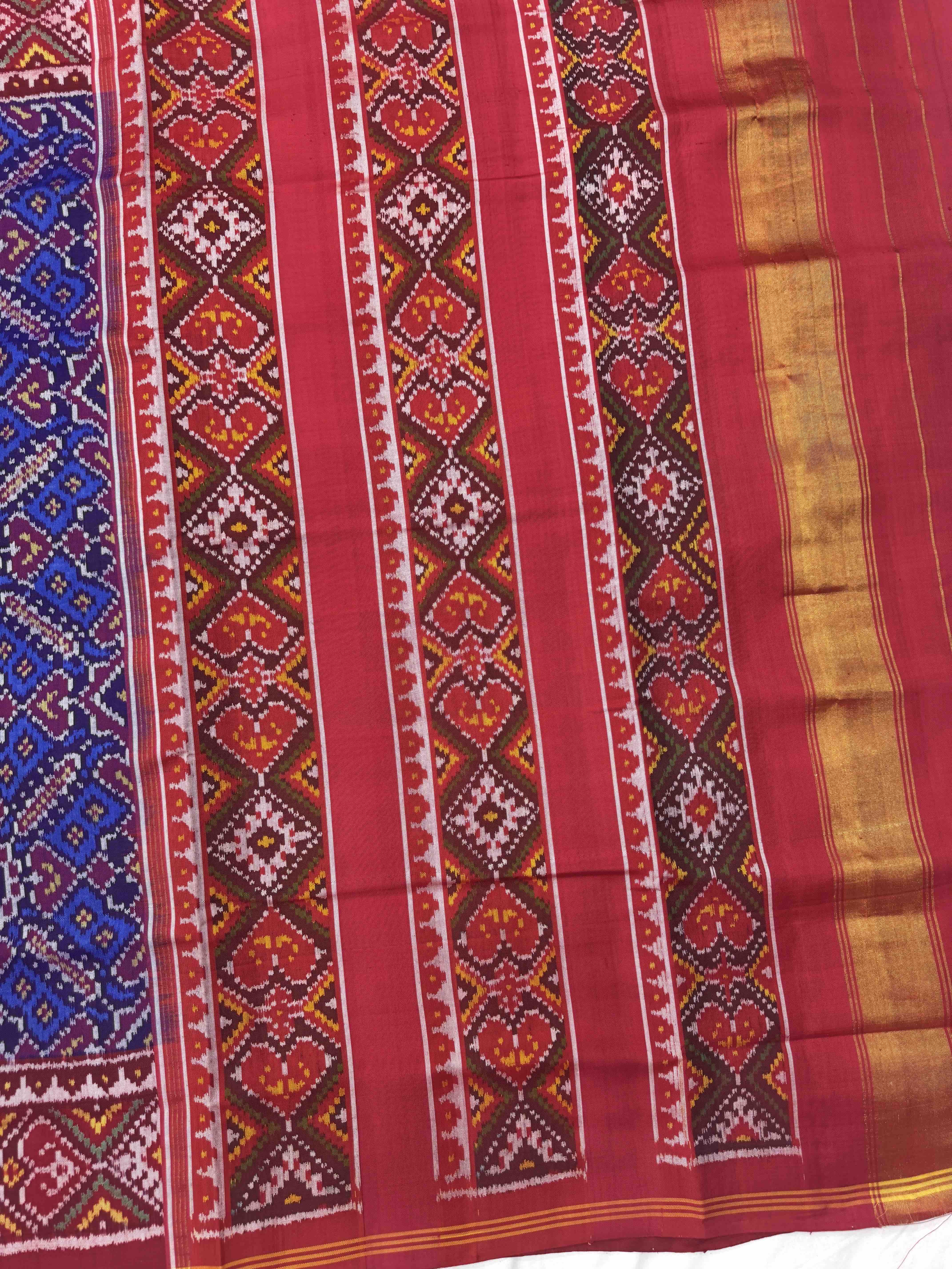 Red & Blue Manekchowk Single Ikat Patan Patola Saree
