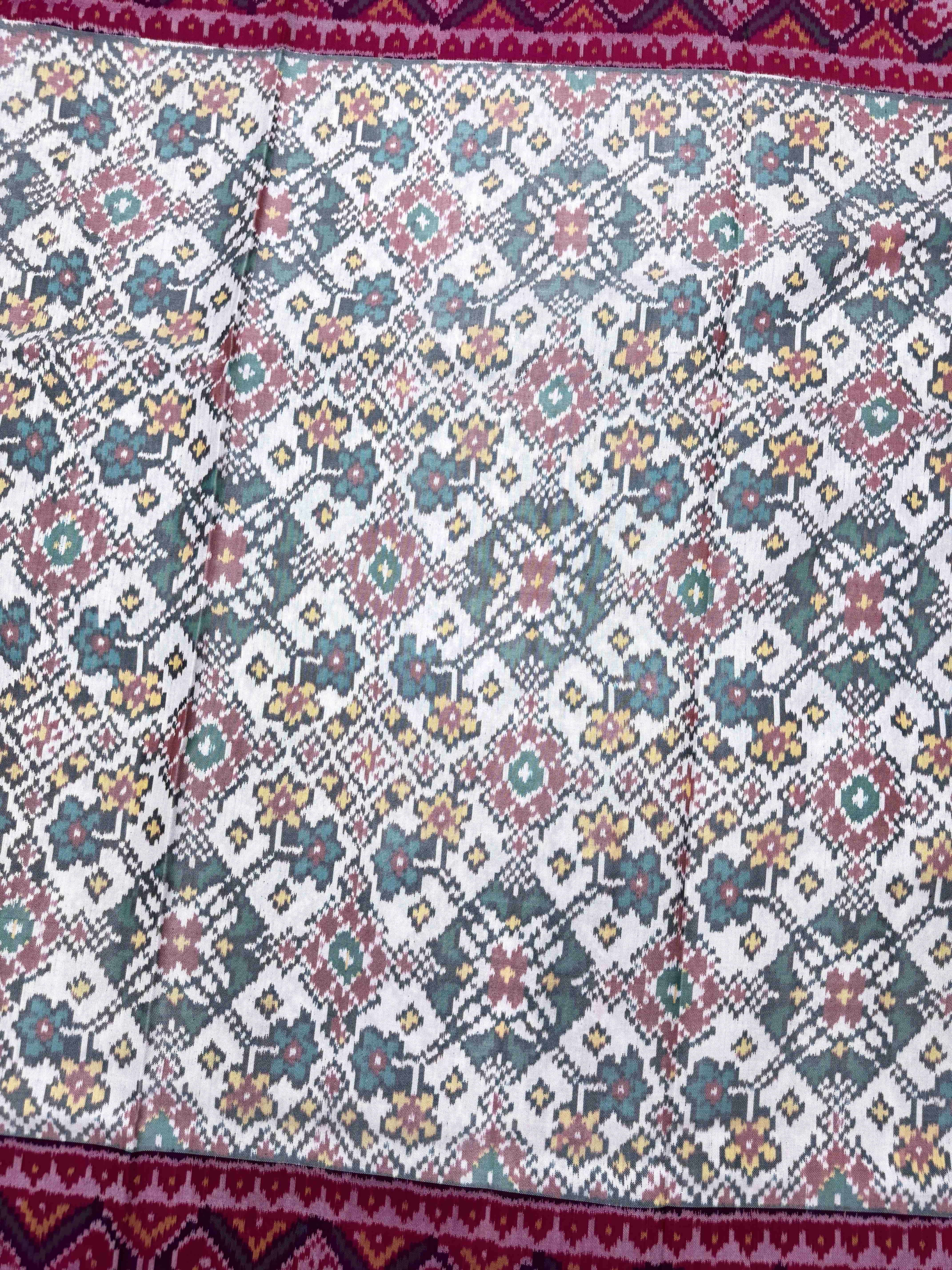 Pink & White Navratan Single Ikat Patan Patola Saree